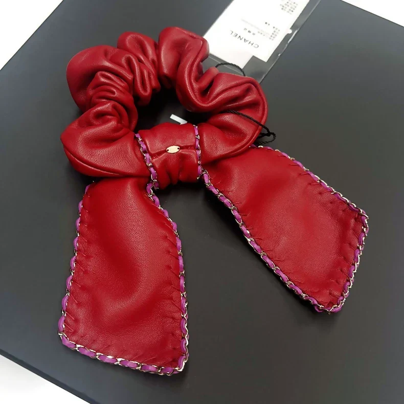 Chanel Spring/Summer 2021 Collection Burgundy lambskin scrunchie with bow - Image 3