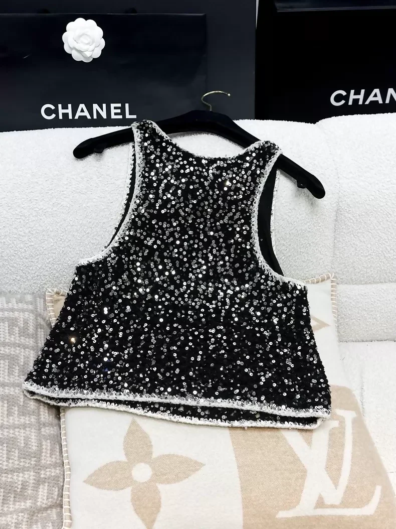 Chanel 23SS black sequined top - Image 2