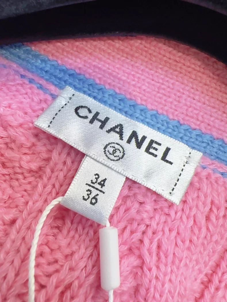 Chanel 23P Pink and Blue/White Knit Cardigan - Image 6