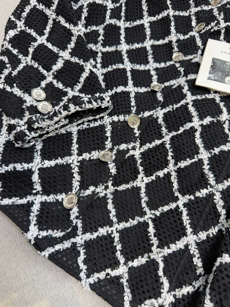 Chanel 25S Black & white quilted embroidered jacket - Image 3