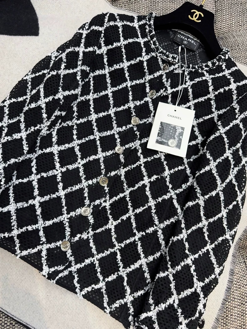 Chanel 25S Black & white quilted embroidered jacket - Image 6