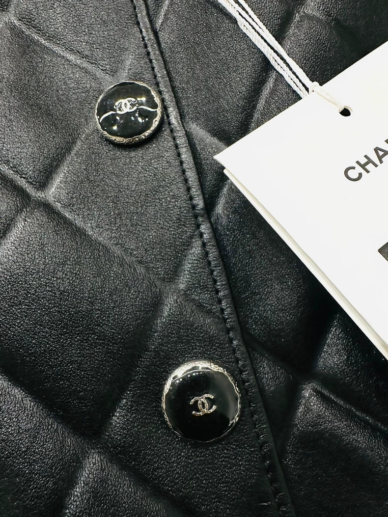 Chanel 25P black quilted lambskin leather jacket - Image 4