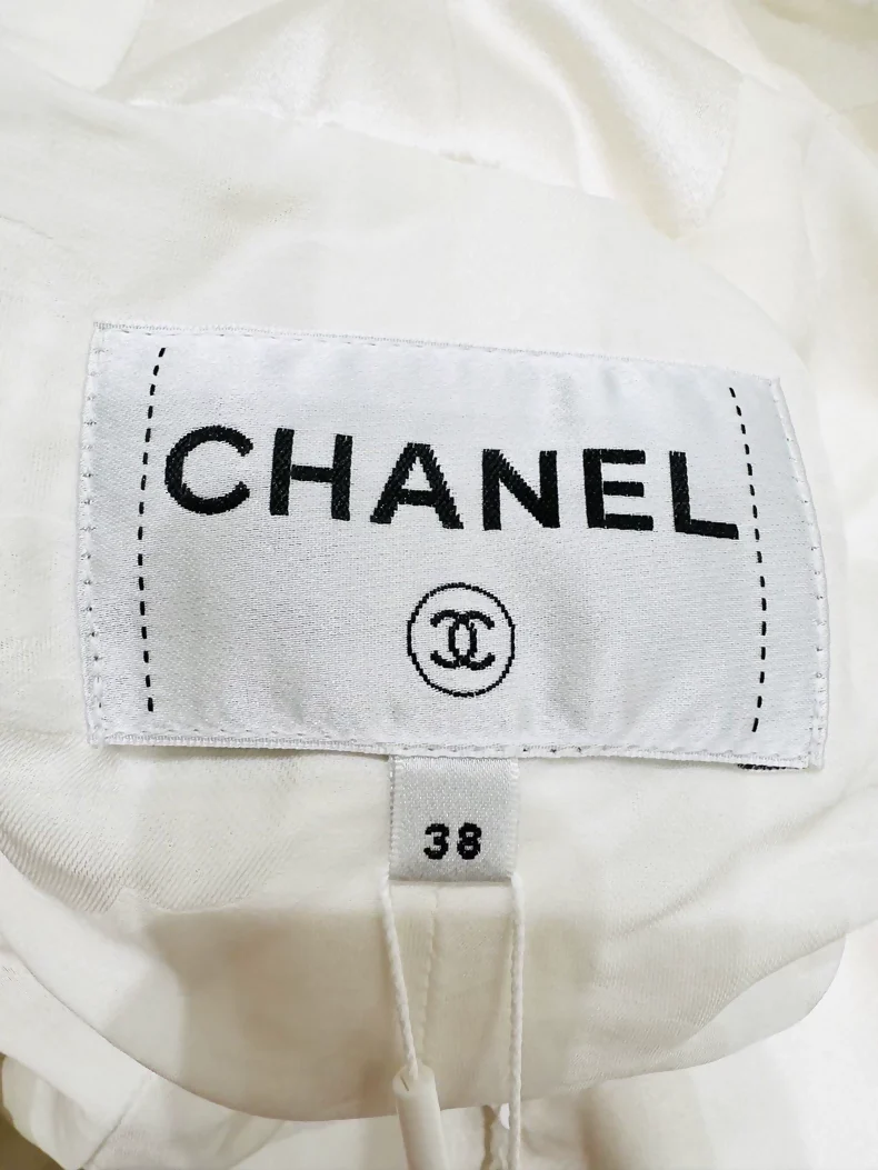 Chanel 22S white & colourful jacket - Image 3