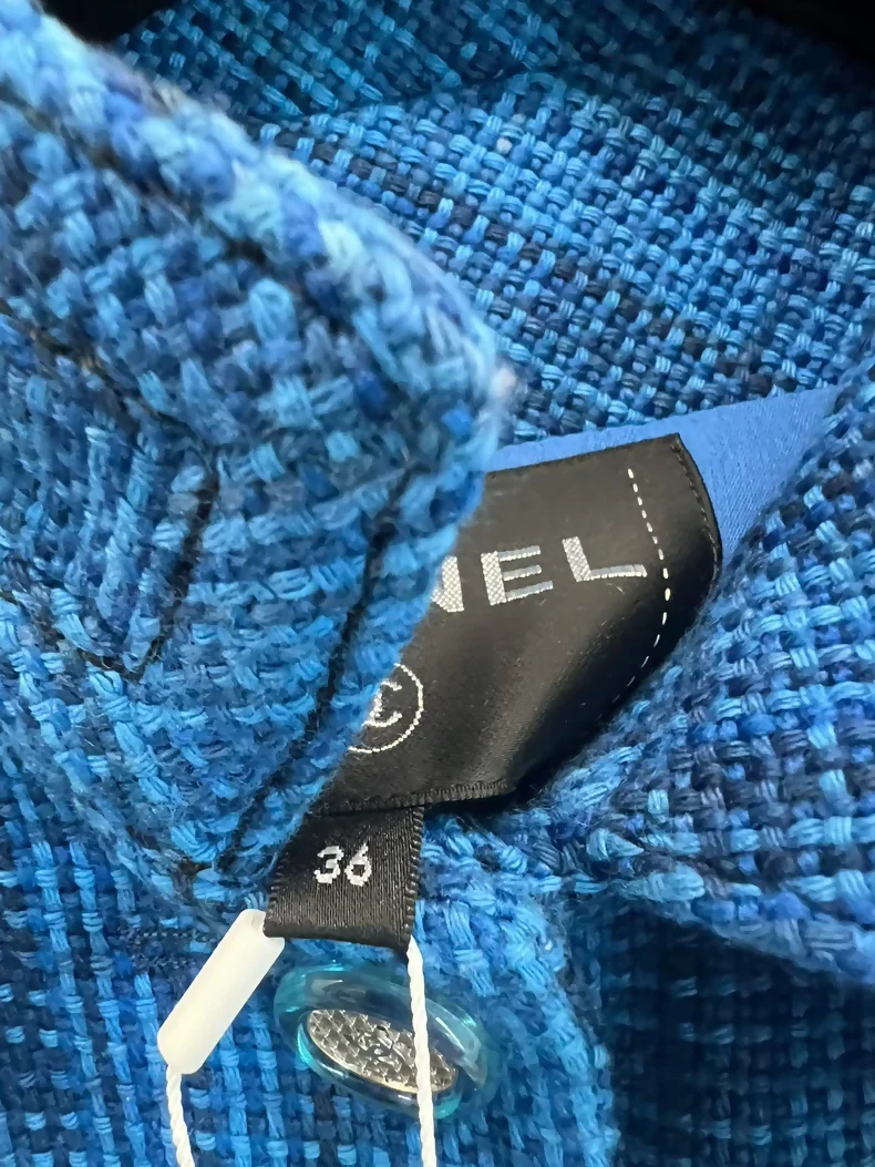 Chanel 20 blue tweed jacket - Image 3
