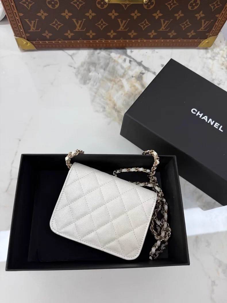 Chanel VIC Gift Set with Multicolored Gemstones and Double C Chain Bag, - Image 3
