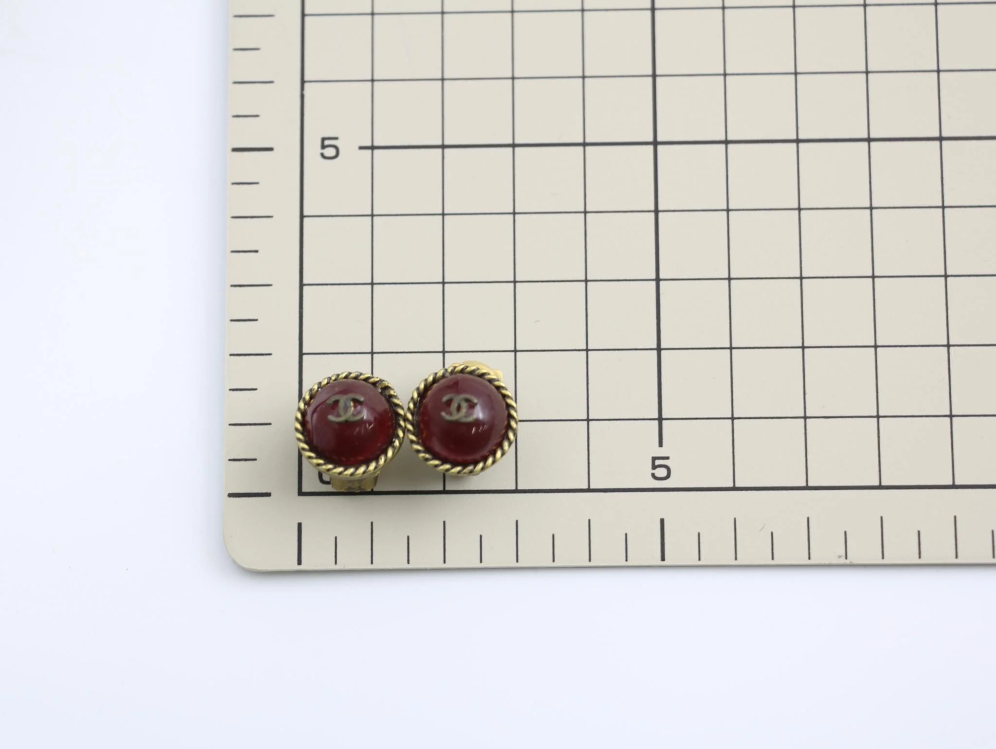 Chanel Vintage 00A Glazed Red Vintage Round Gold Hoop Earrings - Image 13