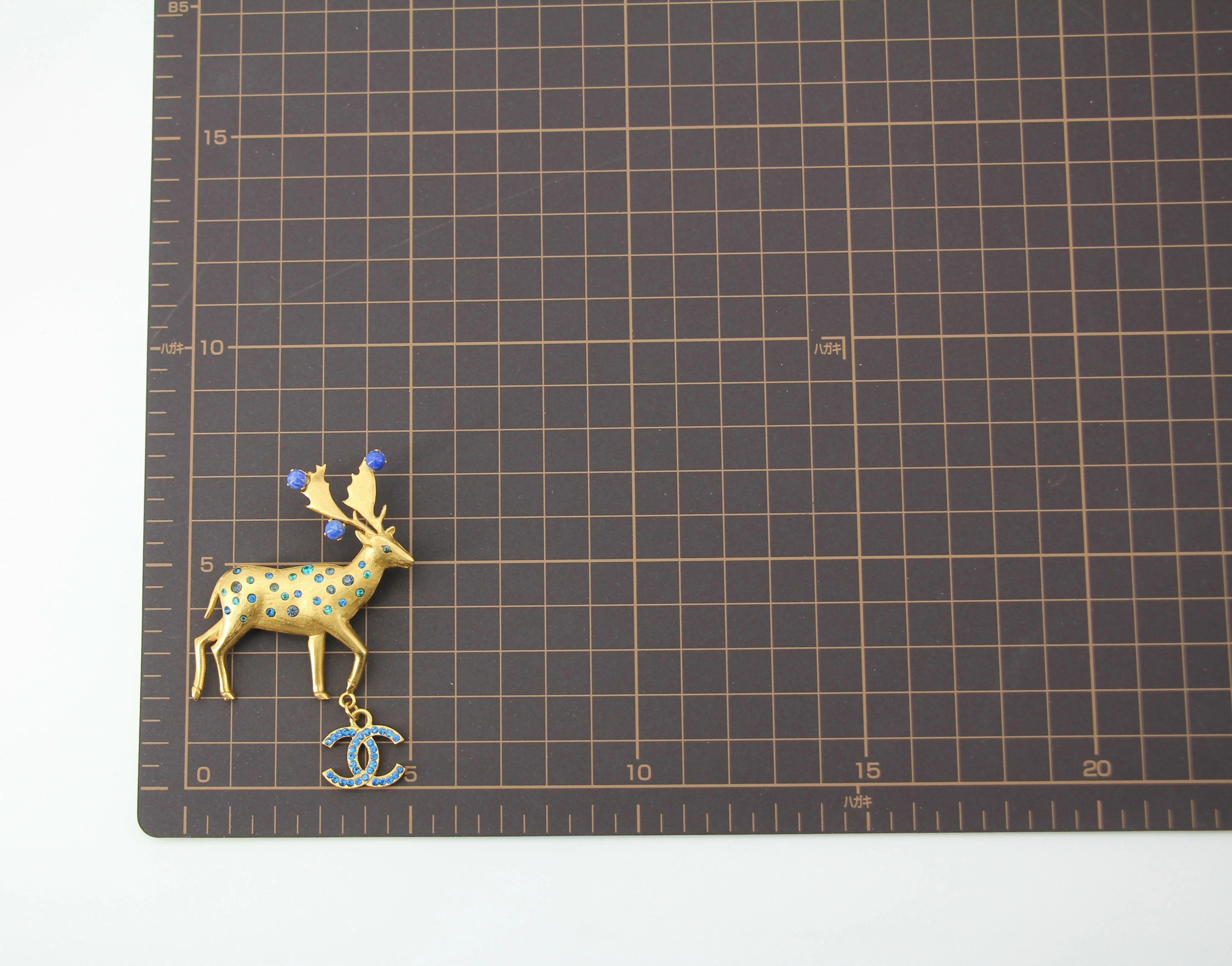 Chanel Vintage 01A Rhinestone Blue Golden Green Reindeer Brooch - Image 10