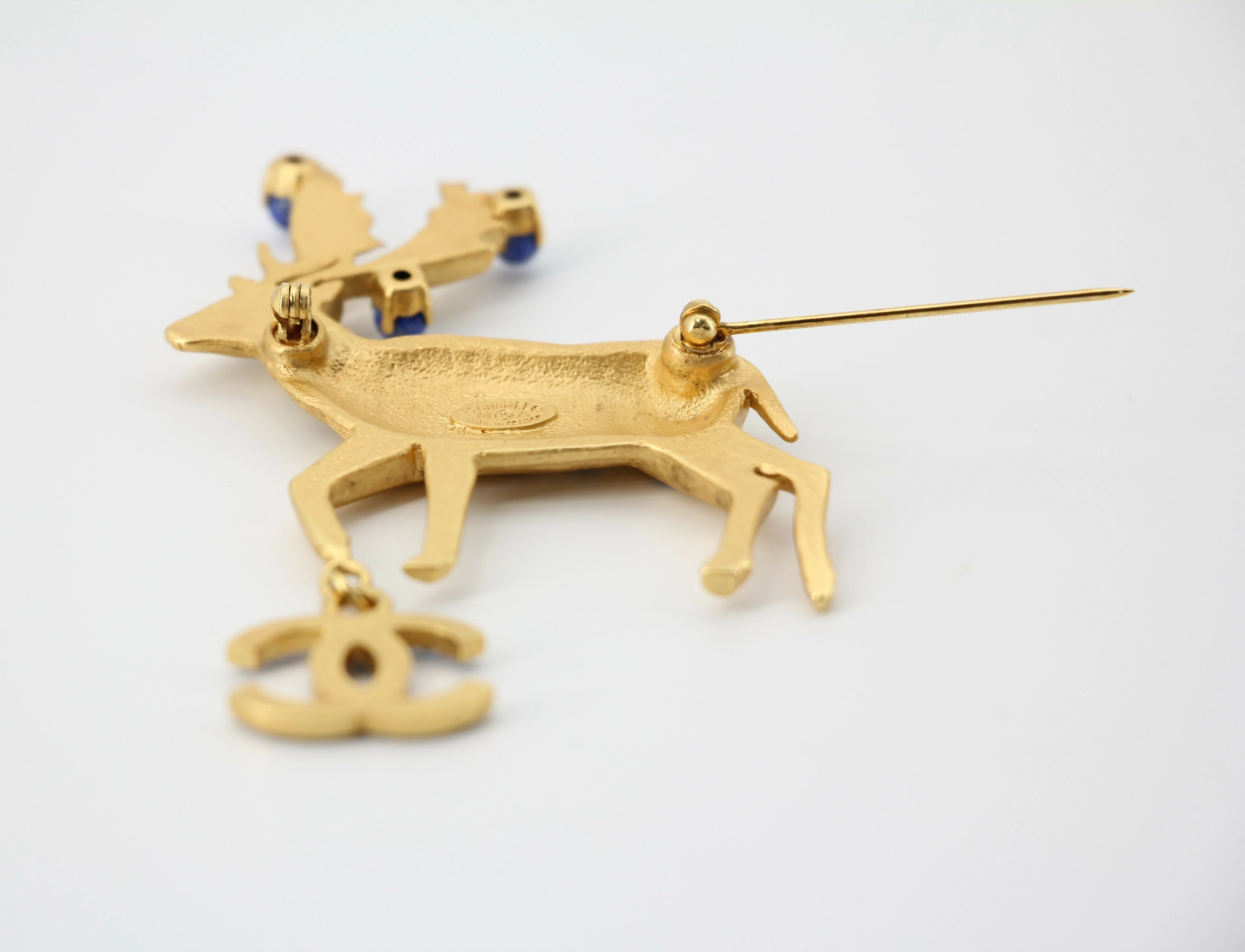 Chanel Vintage 01A Rhinestone Blue Golden Green Reindeer Brooch - Image 5