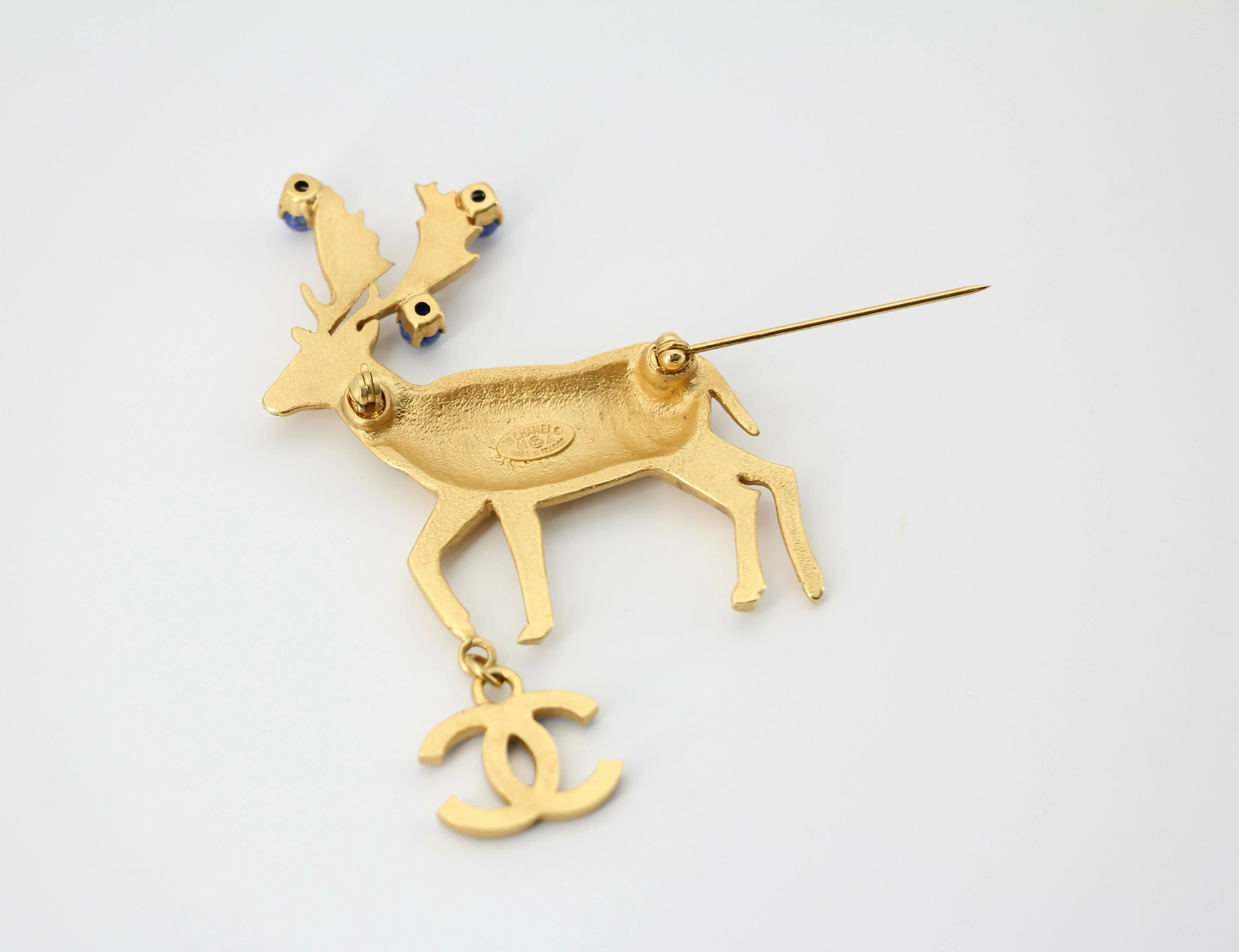 Chanel Vintage 01A Rhinestone Blue Golden Green Reindeer Brooch - Image 6