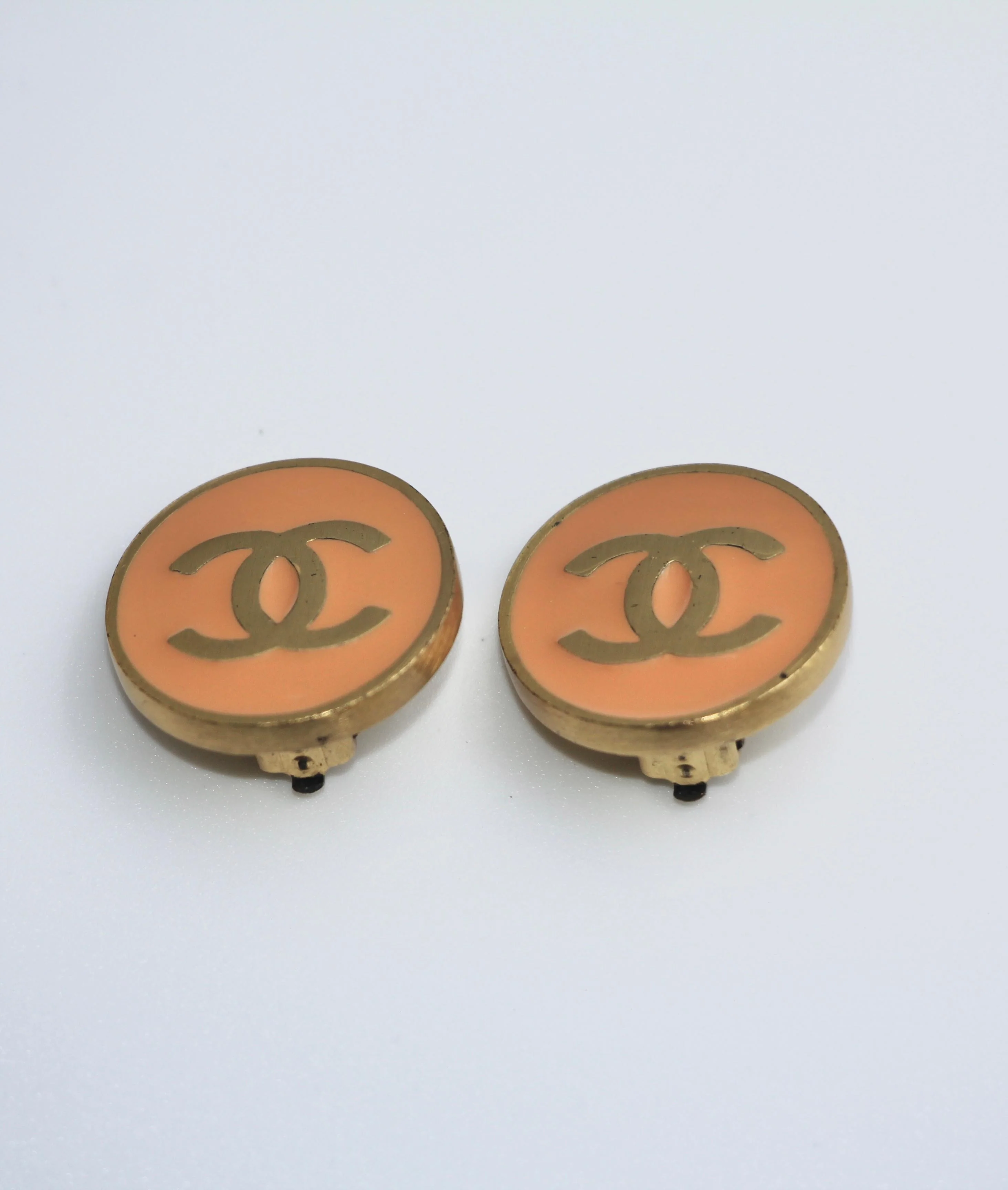 Chanel Vintage 01P Metallic Orange Round Cc Earrings
