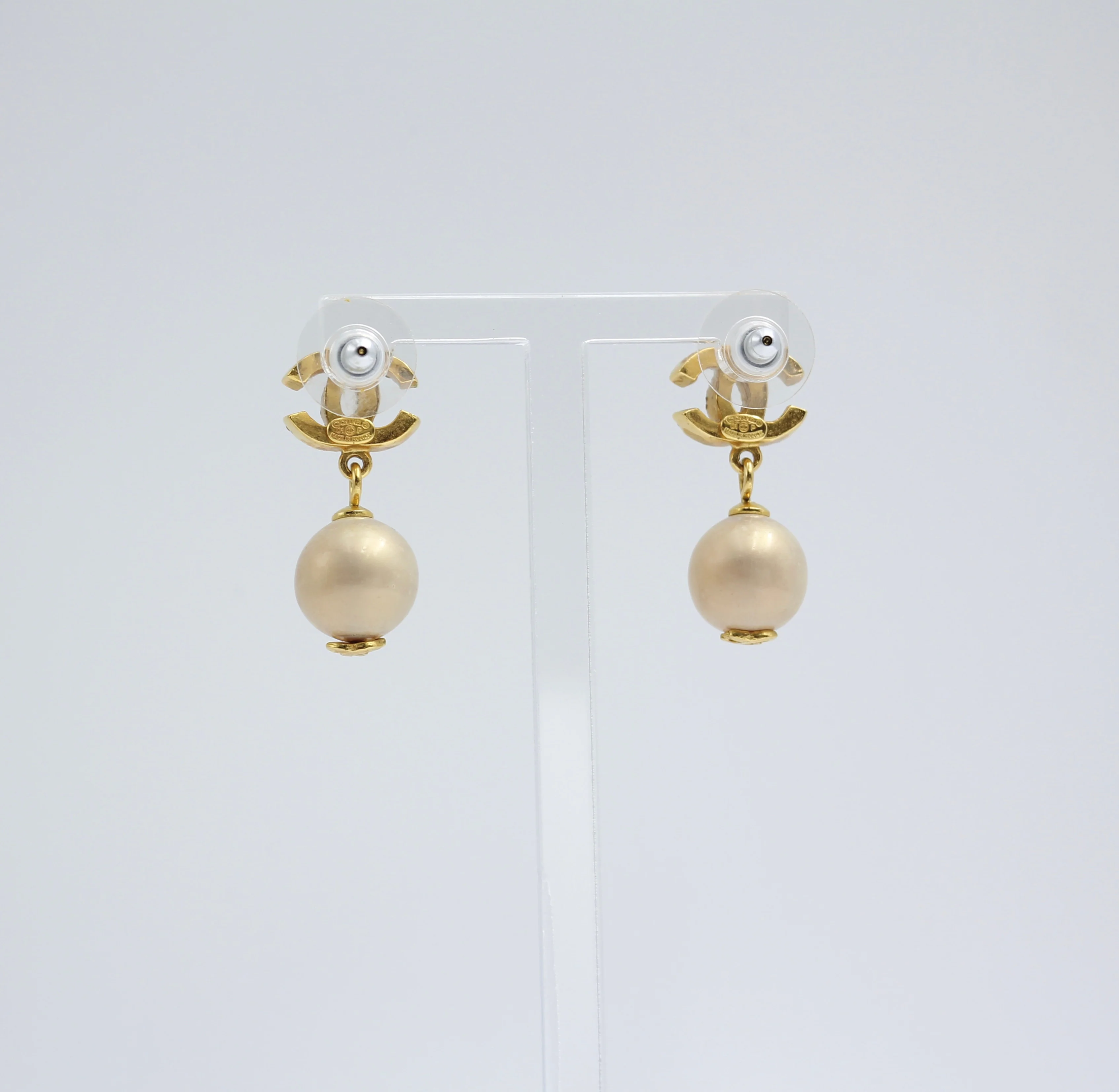 Chanel Vintage 01P Pink Rhinestone Imitation Pearl Drop Earrings - Image 7