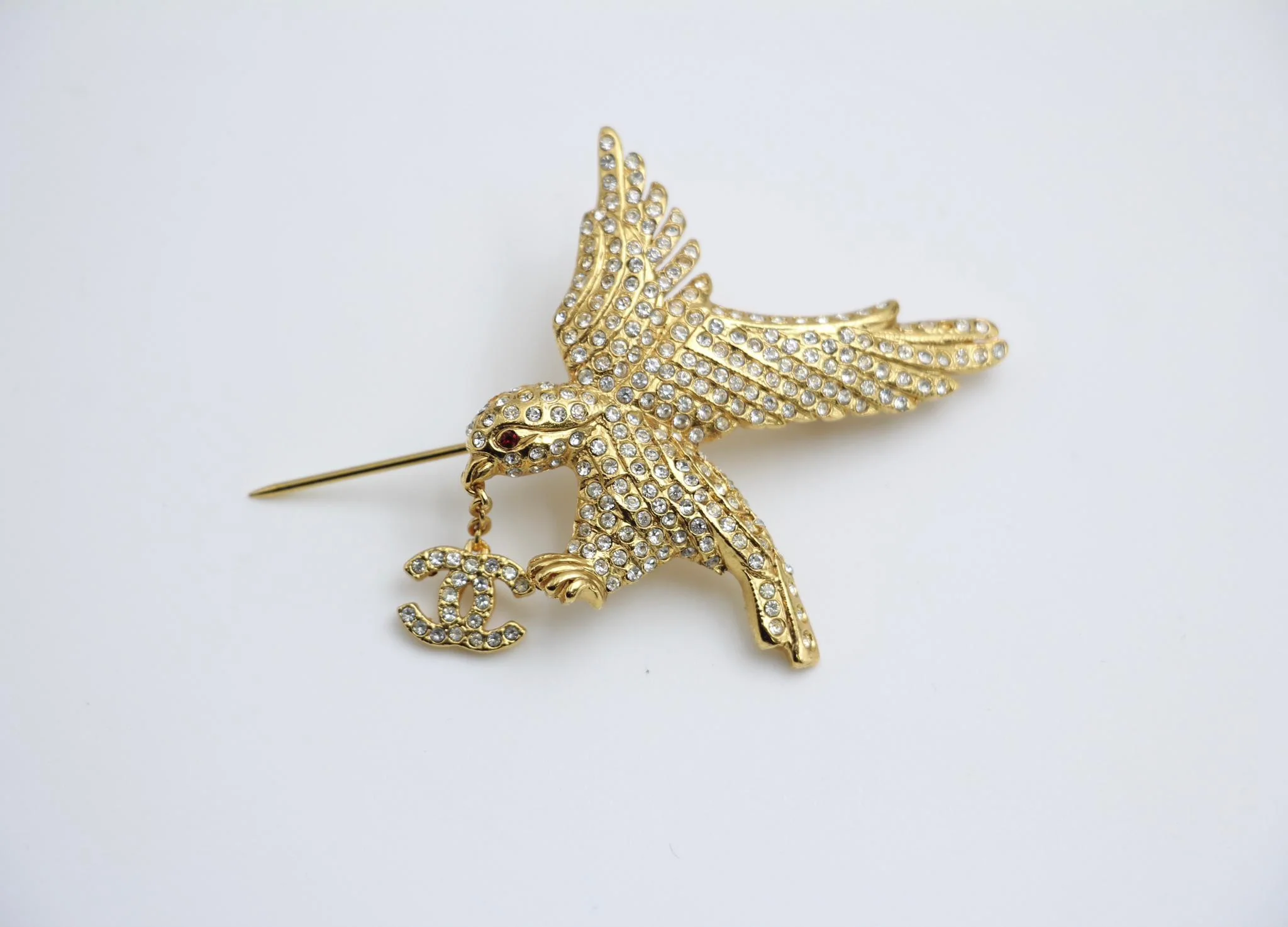 Chanel Vintage 01P Rhinestone Eagle Fine Brooch - Image 5