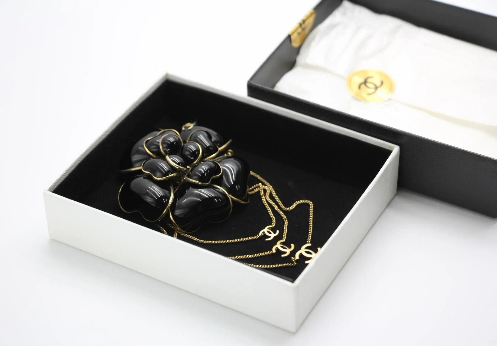 Chanel Vintage 02A Imitation Pearl Black Camellia Three Cc Brooch - Image 3