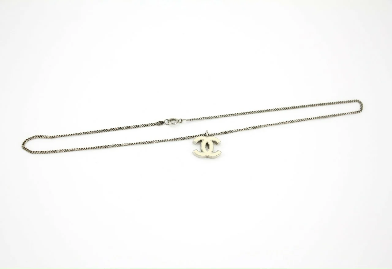 Chanel Vintage 02C Enamel White CC Necklace - Image 6