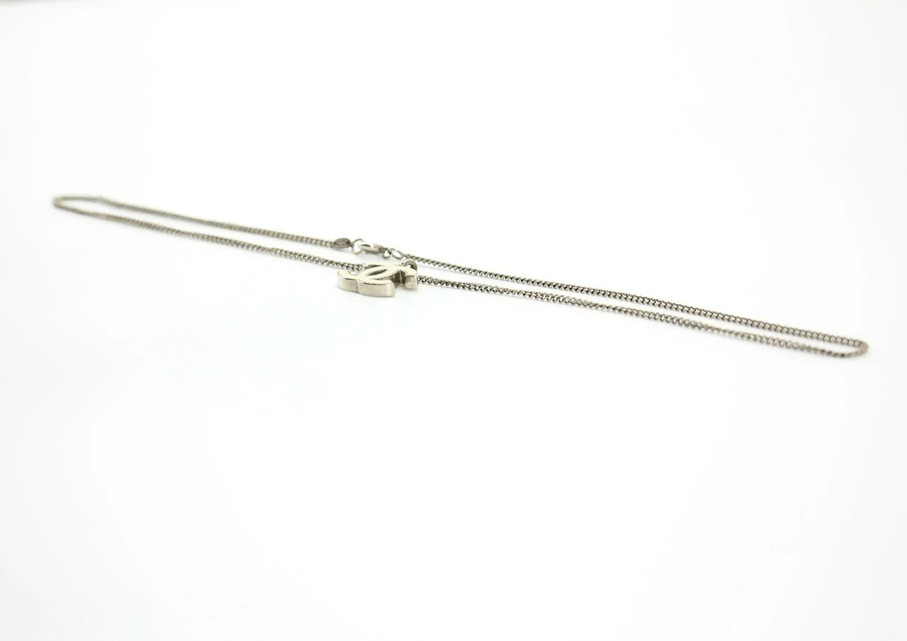 Chanel Vintage 02C Enamel White CC Necklace - Image 7