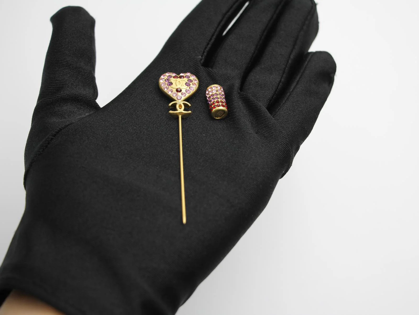 Chanel Vintage 02P Rhinestone Love Stick Brooch - Image 9