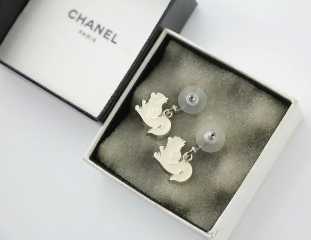 Chanel Vintage 03P & 05A Enamel White Squirrel Earrings - Image 5