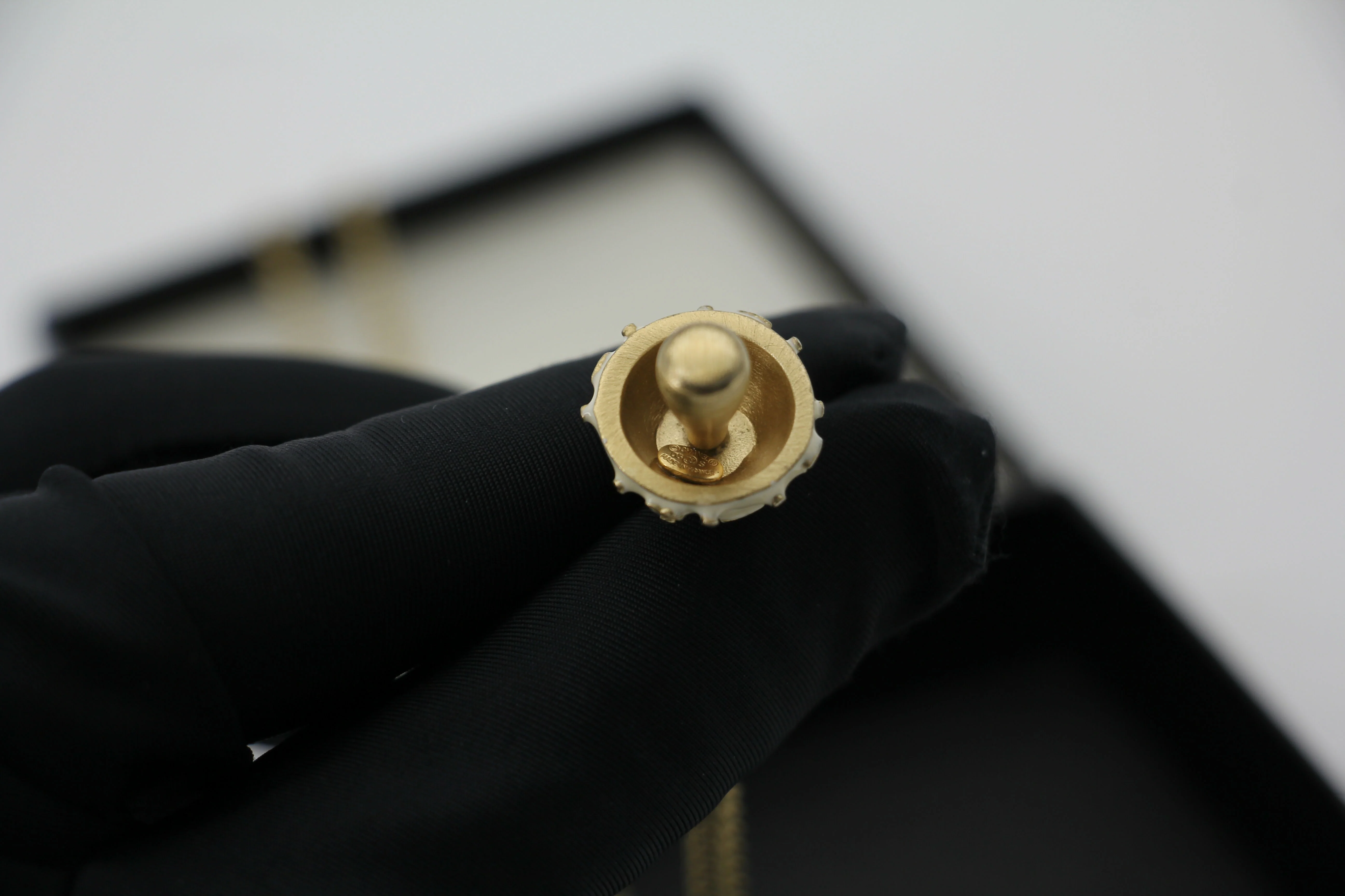 Chanel Vintage 03S Metal White Mushroom Necklace - Image 6