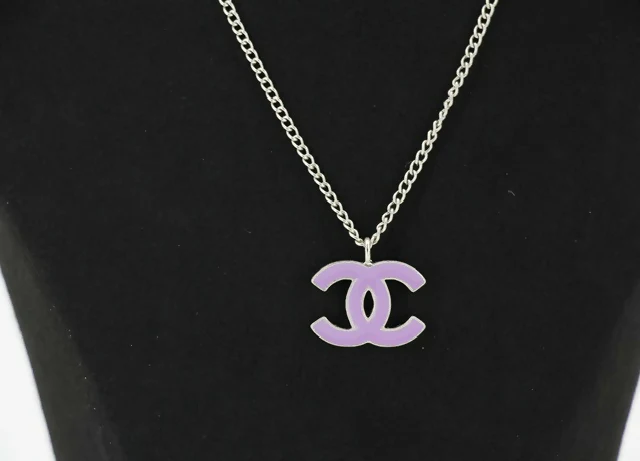 Chanel Vintage 04P Enamel Pink Purple CC Necklace - Image 3