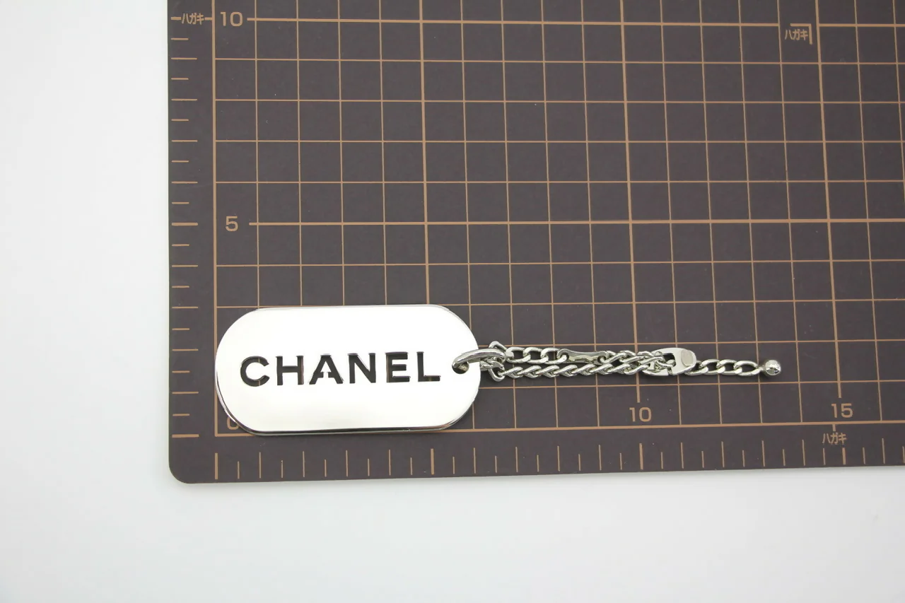 Chanel Vintage 04V Metal Silver-Tone Rectangular Plaque Pendant Bag Charm - Image 10