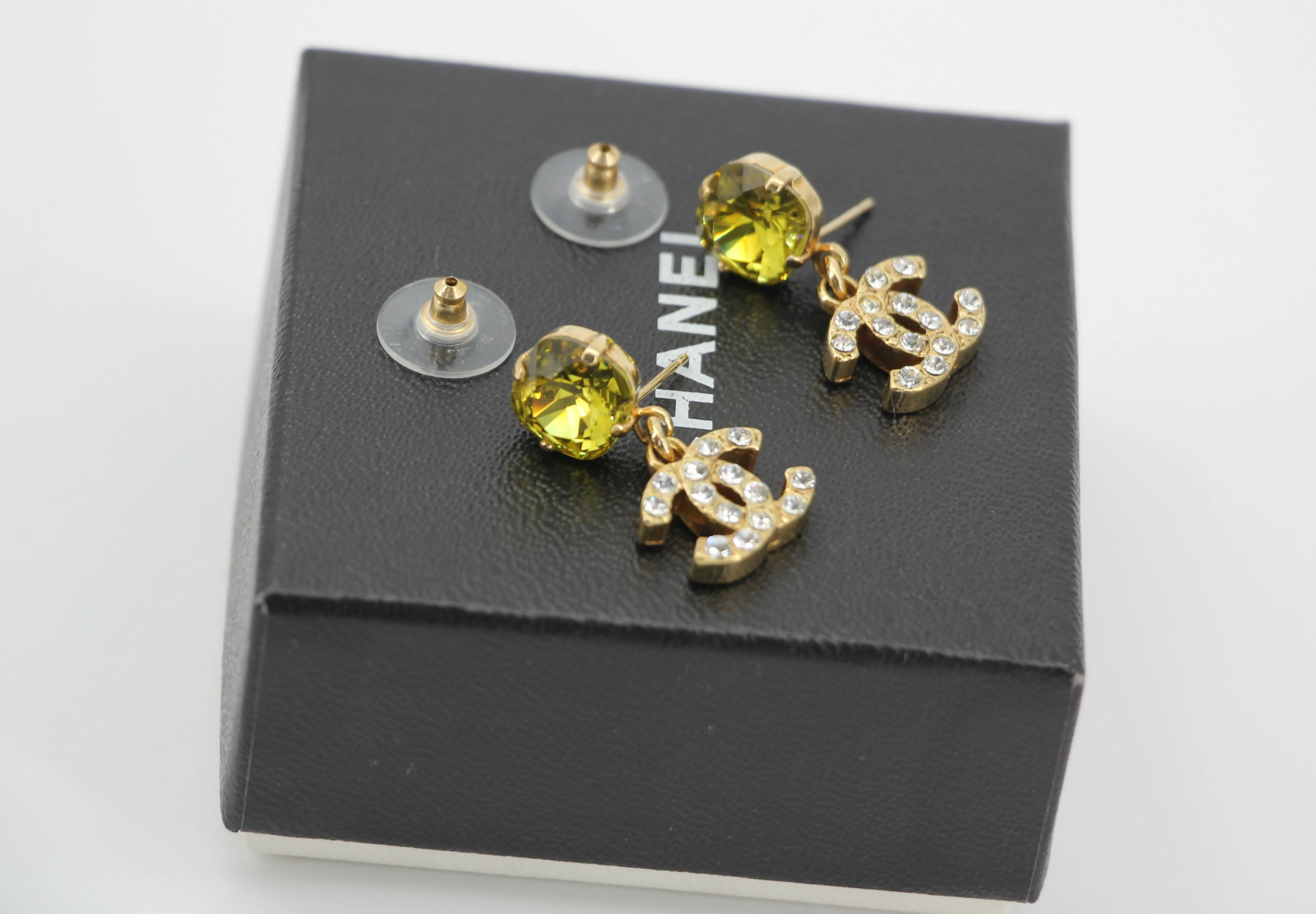 Chanel Vintage 05A Rhinestone Yellow Dangle Stud Earrings - Image 6