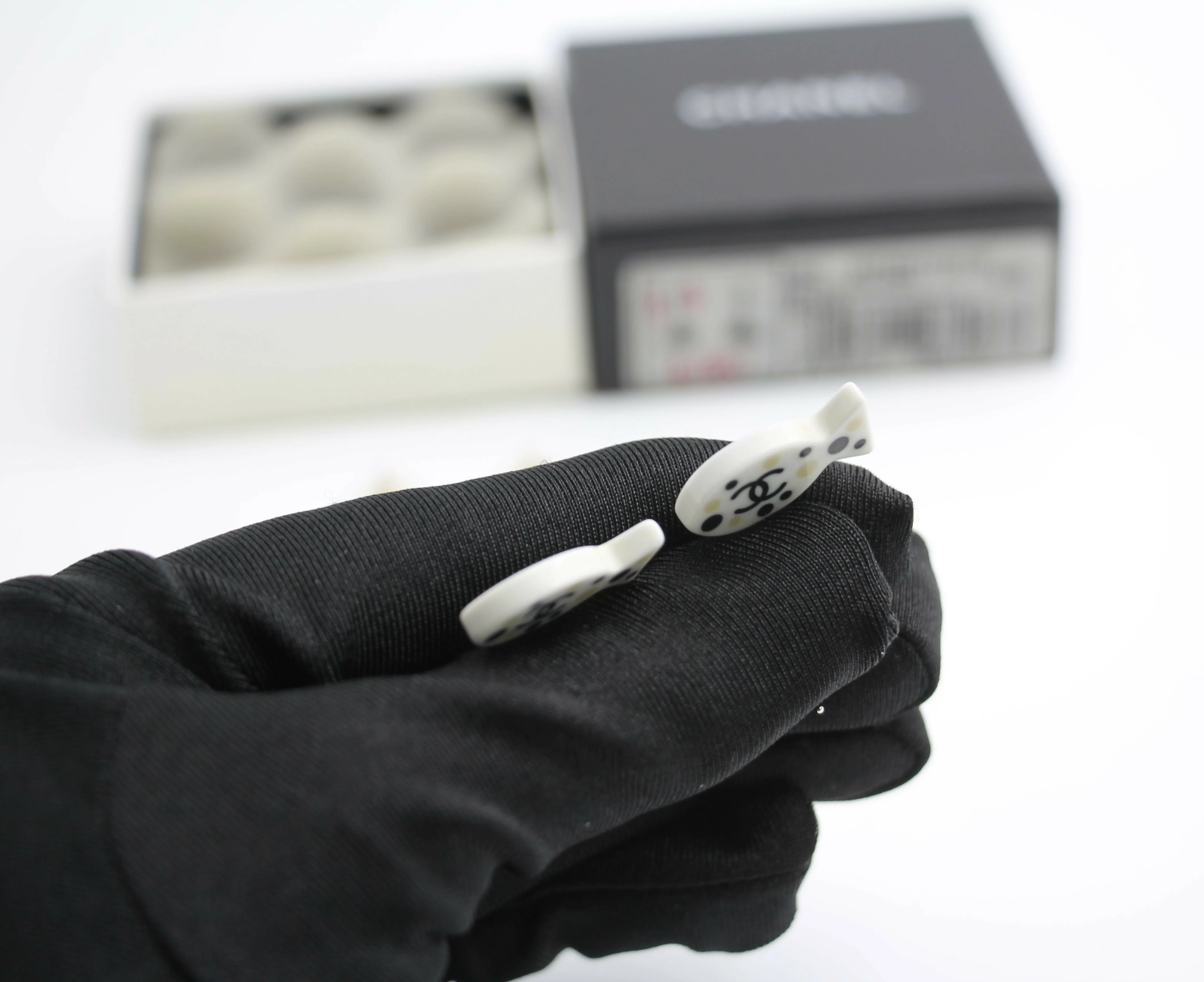 Chanel Vintage 05C Resin Black and White Fishes Stud Earrings - Image 6