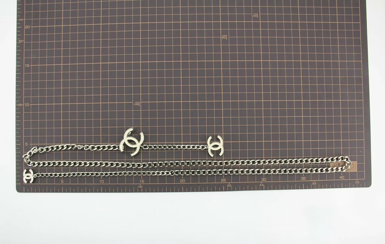 Chanel Vintage 05V Metal White Three CC Waist Chain - Image 10