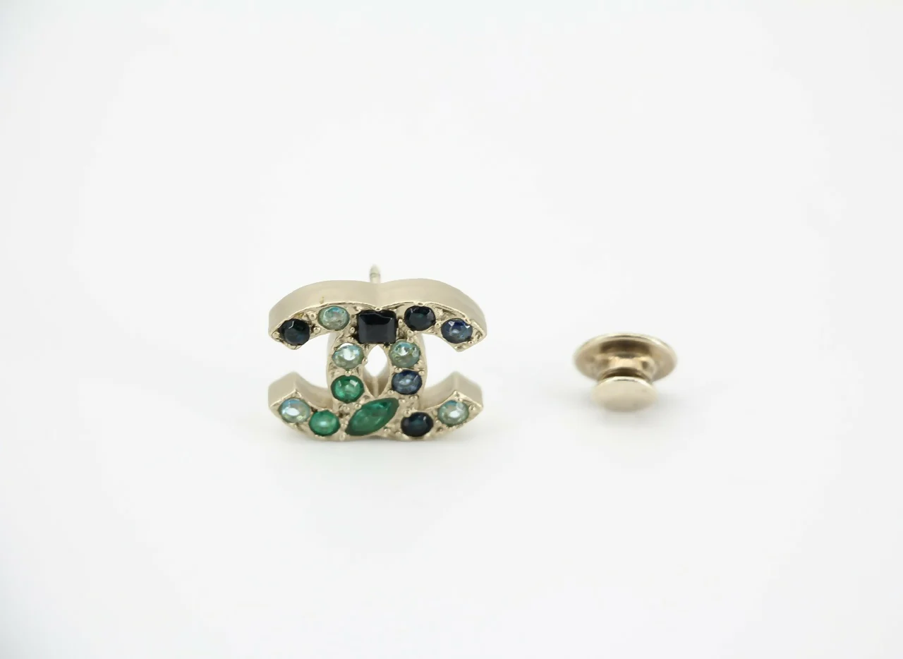 Chanel Vintage 07A Gripoix Blue Black & Green Pebble Brooch - Image 5