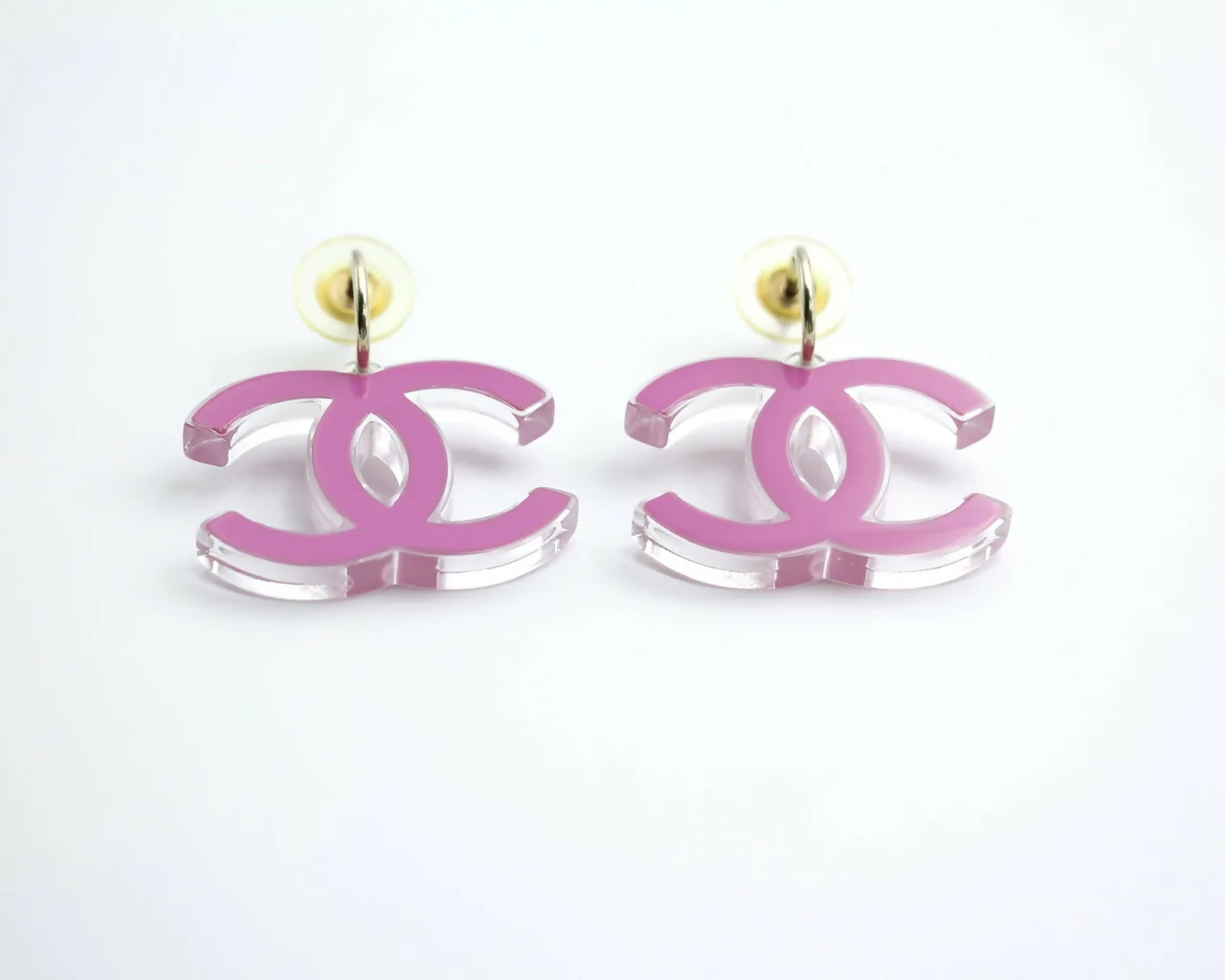 Chanel Vintage 07P Resin Pink and Clear Large CC Drop Hoop Earrings - Image 3