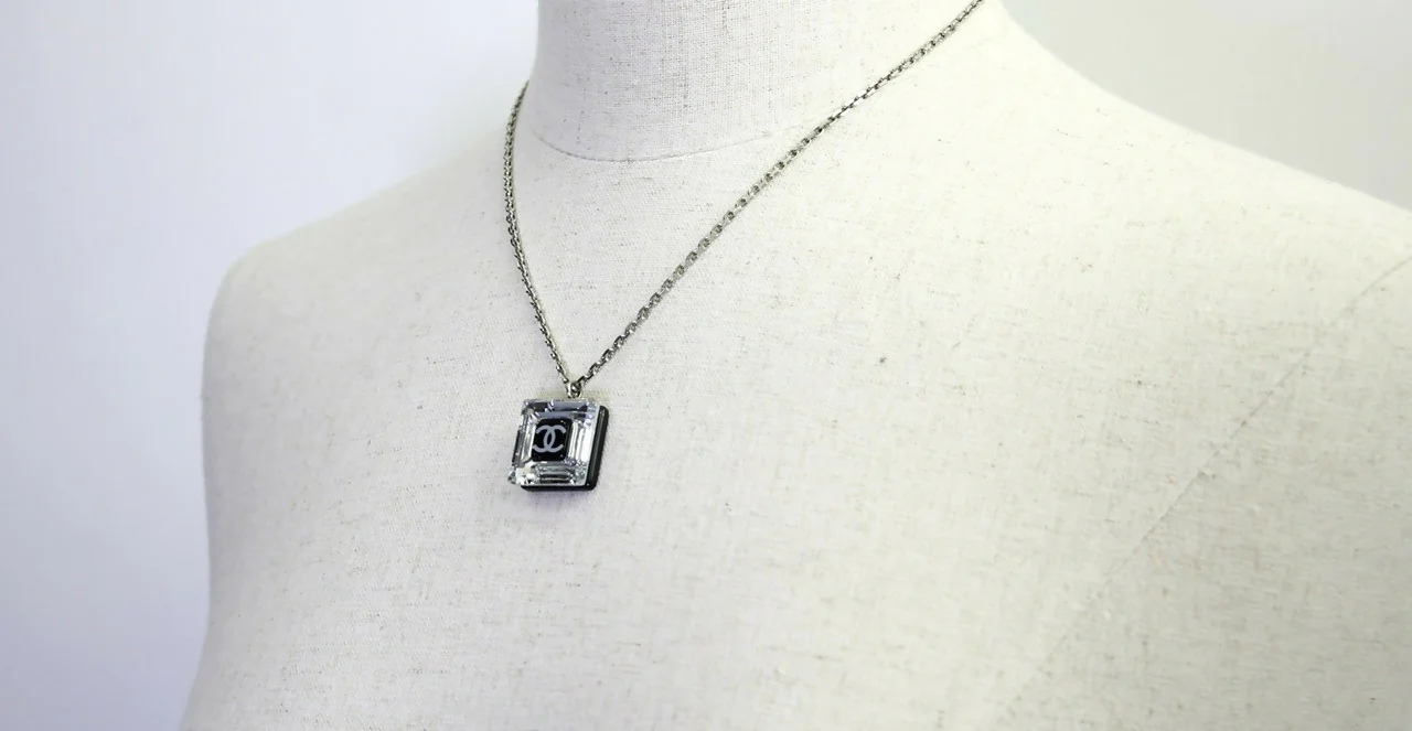 Chanel Vintage 10A Resin Transparent Square Black CC Pendant Necklace - Image 2