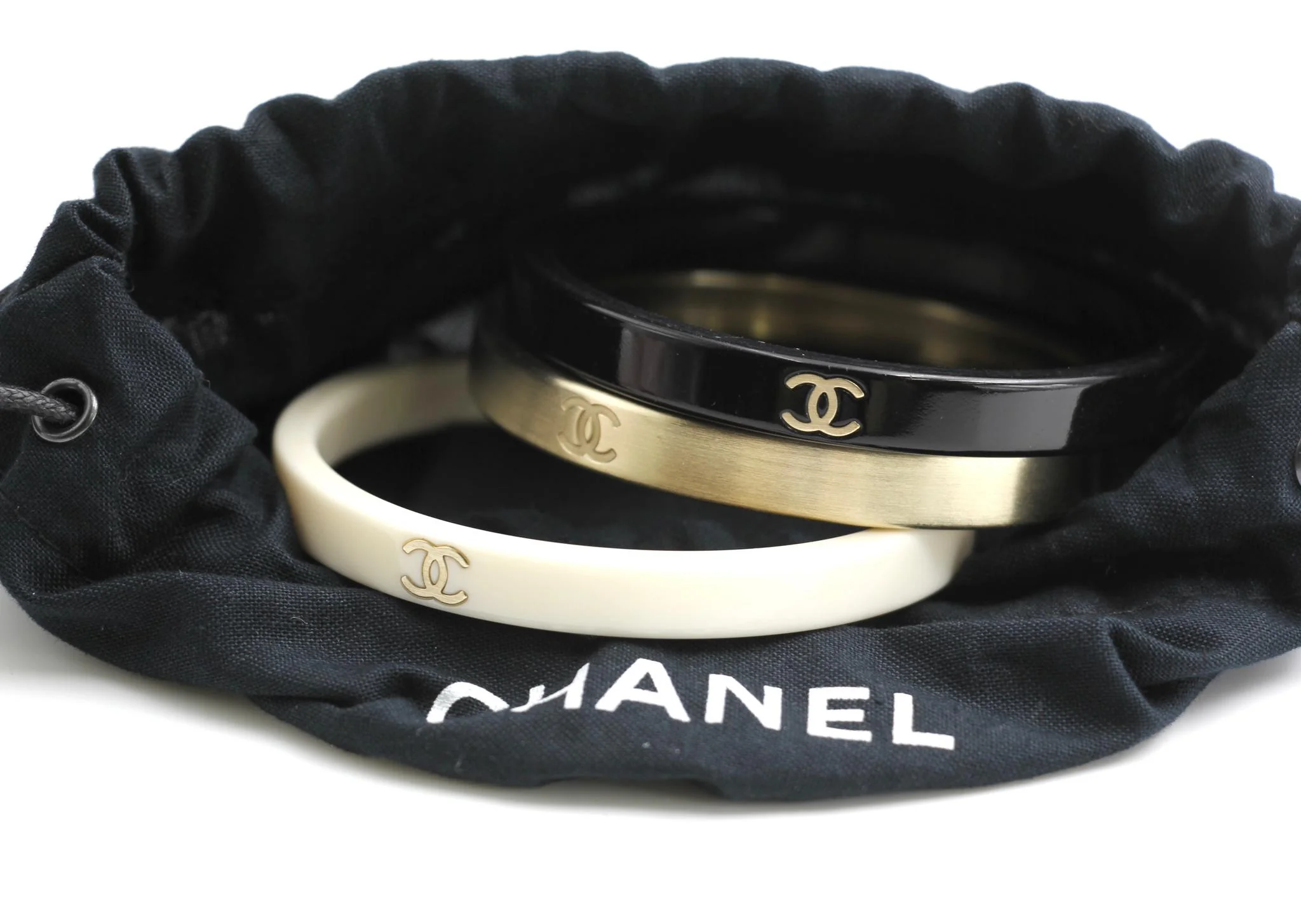 Chanel Vintage 10C Metal Resin Three Special Set Of Hand Chokers - Image 8
