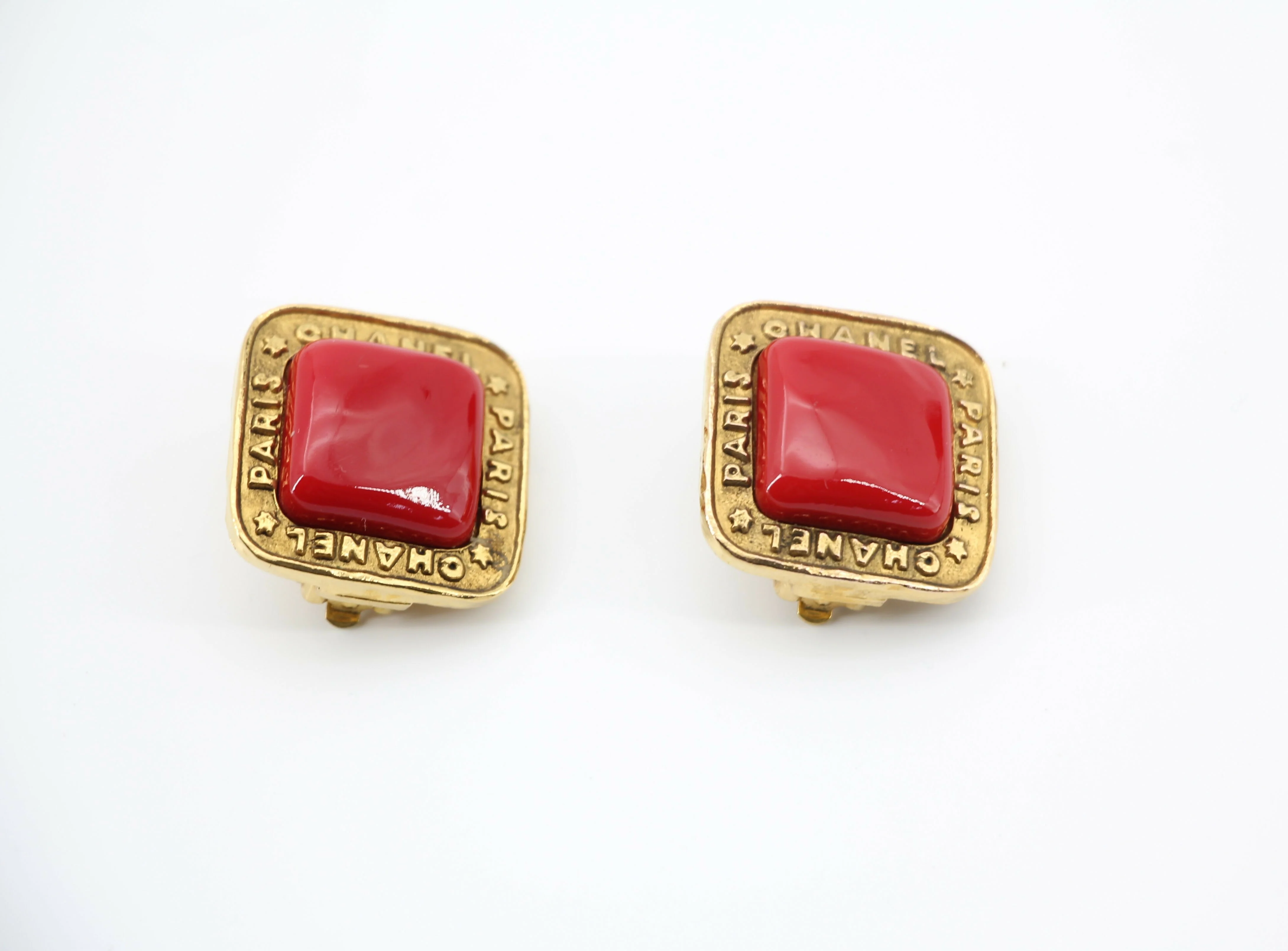 Chanel Vintage 1886-92 Gold-plated Large Red Square Clip-on Earrings