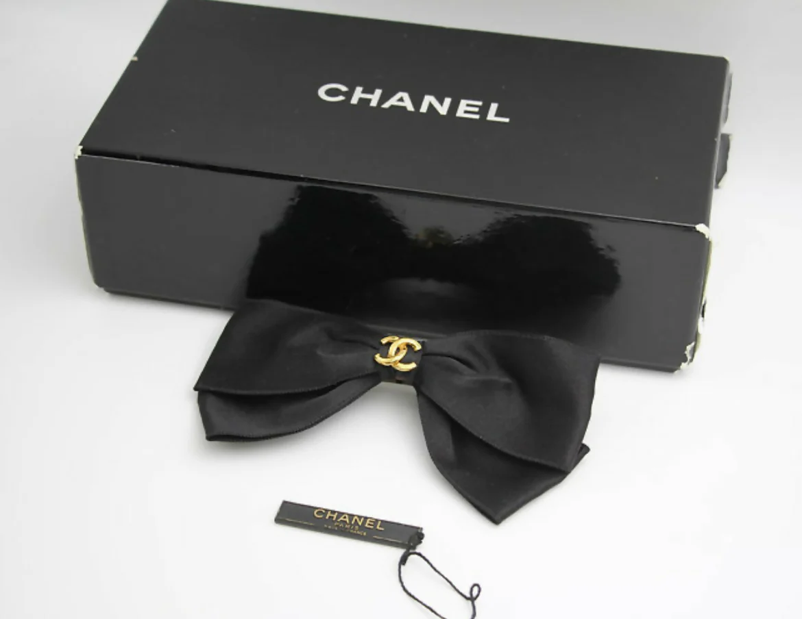 Chanel Vintage 1981-85 Silk 3D Bow Hairpin