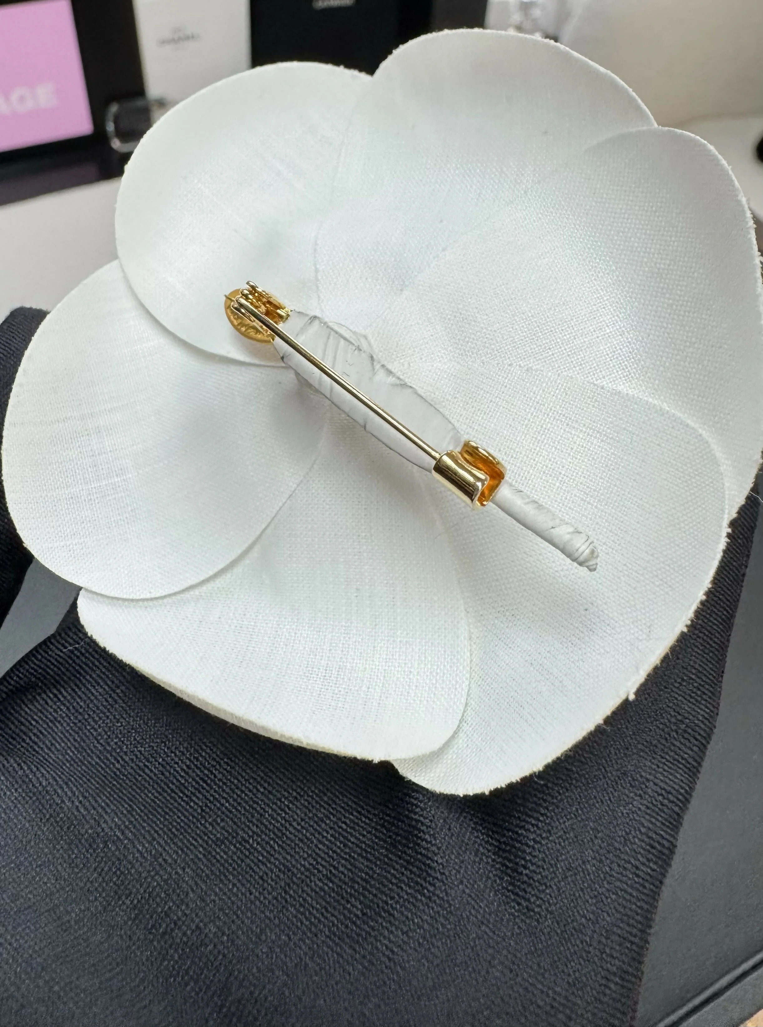Chanel Vintage 1981-85 Silky White Camellia Brooch - Image 5