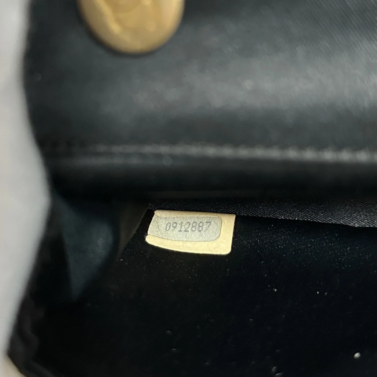 Chanel Vintage 1986 1988 Cf Black Gold Mini 14 Little Golden Bean Handbag - Image 10