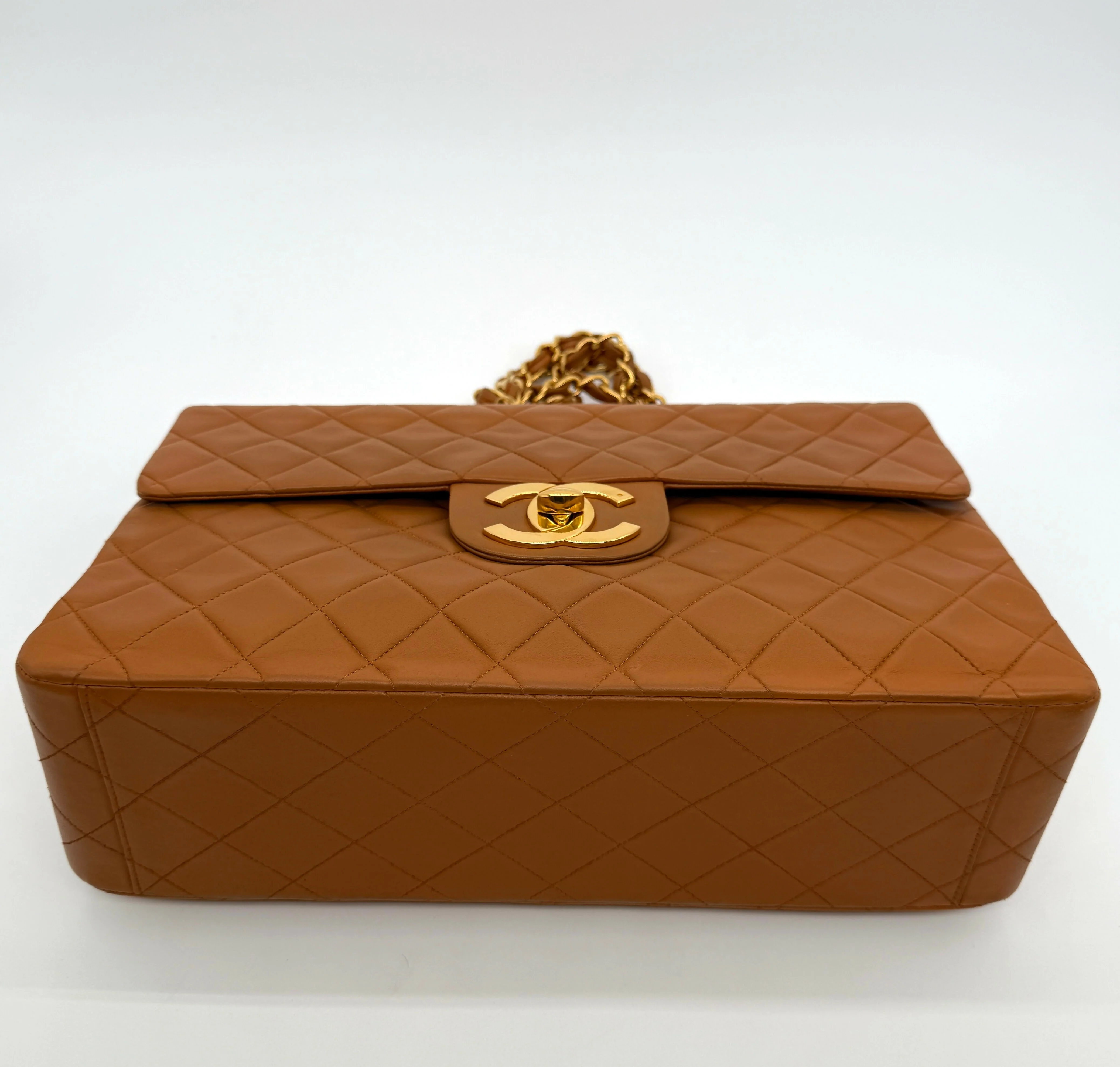 Chanel Vintage 1990s Caramel Brown Lambskin Maxi Single Classic Flap Bag - Series 2 - Image 7