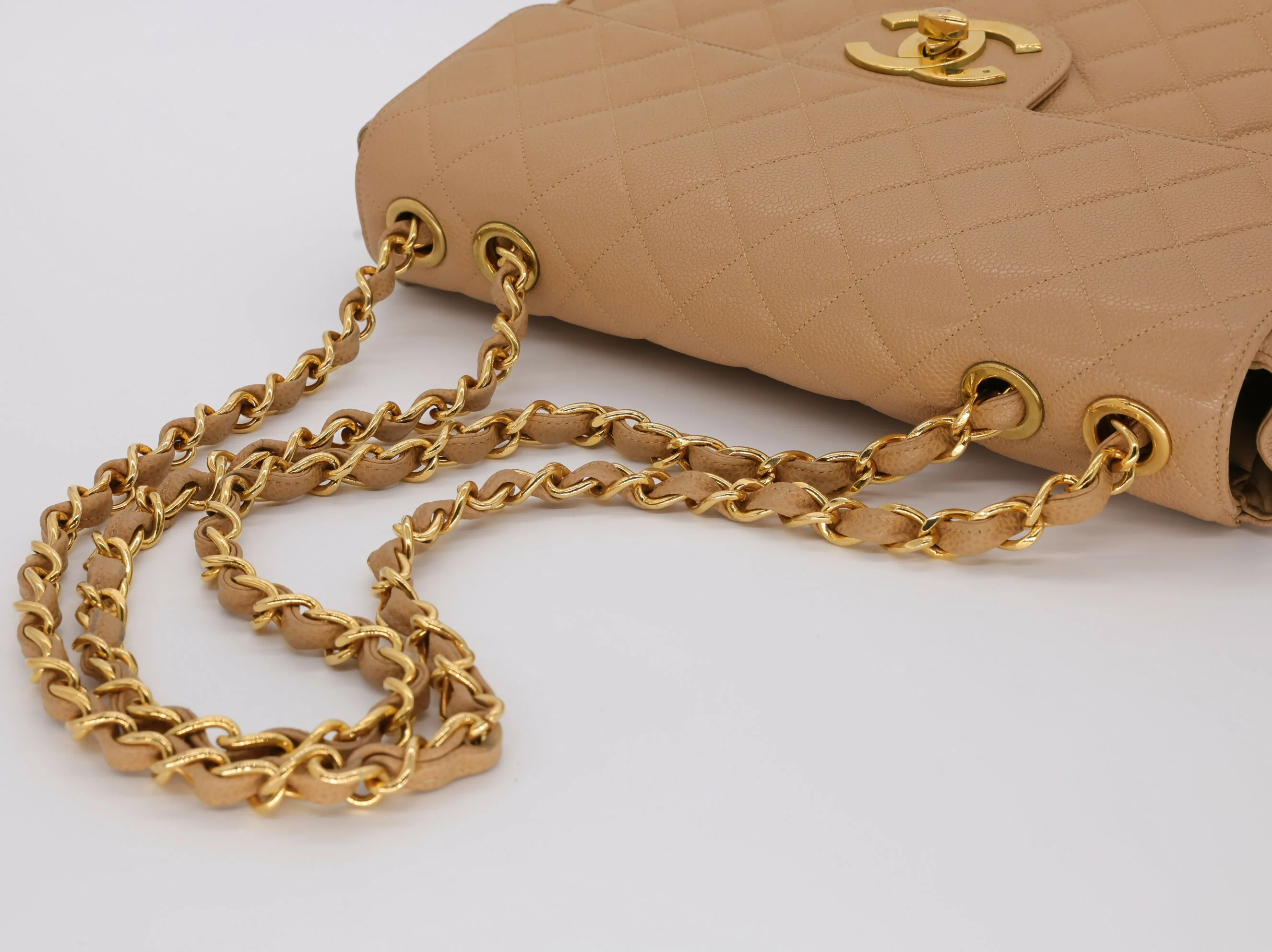 Chanel Vintage 1990s Caviar Ligt Beige Jumbo Single Classic Flap Bag - Image 8