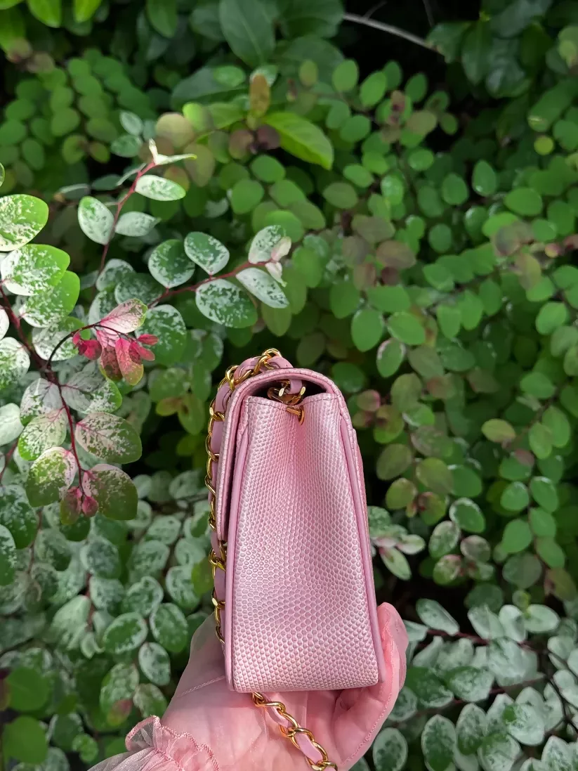 Chanel Vintage 1991 Sakura Pink Lizard Mini Square Flap Bag - Image 4