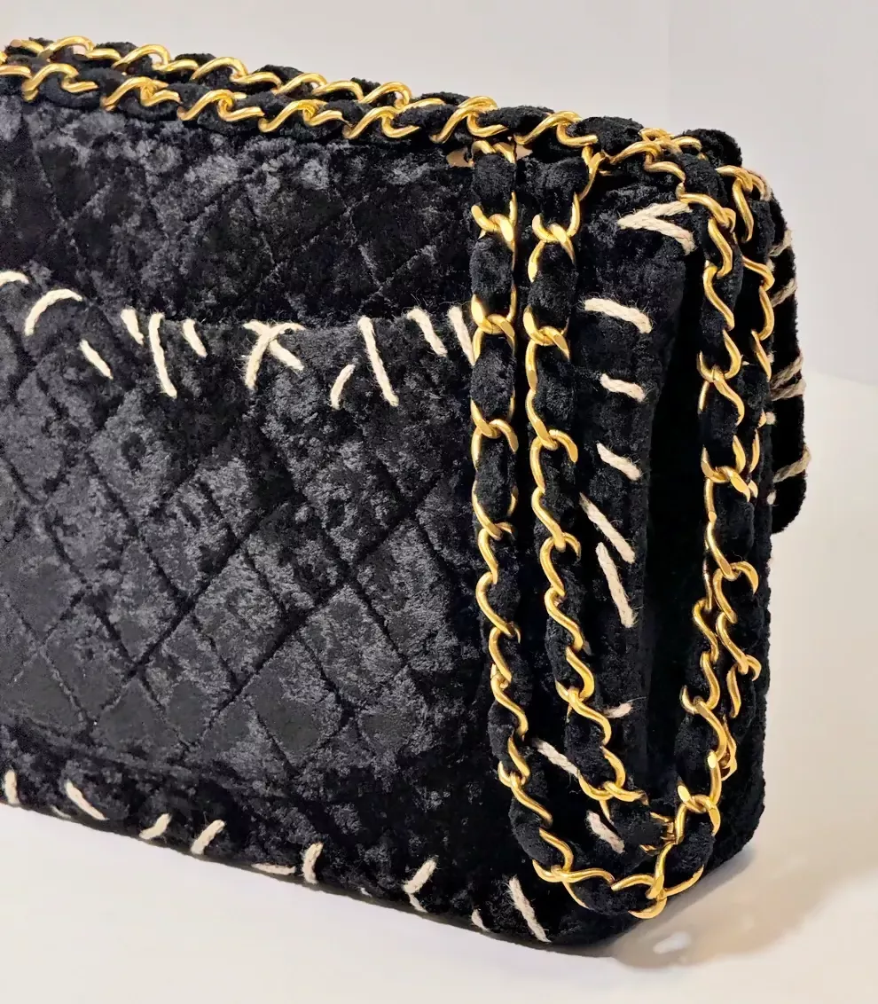 Chanel Vintage 1993 Black Velvet Whipstitch Flap Bag - Image 3
