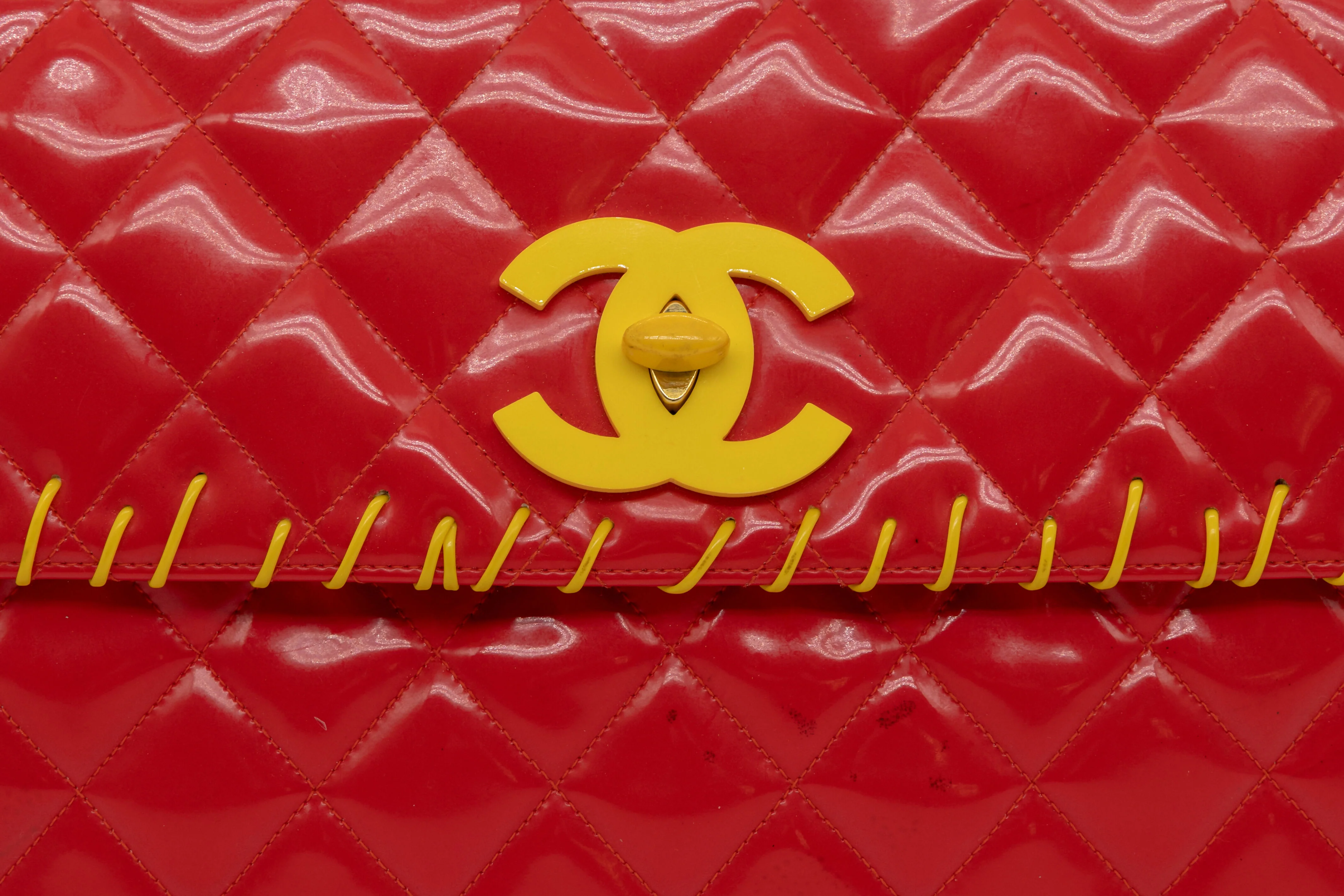 Chanel Vintage 1994 Fall/Winter Red Vinyl Maxi Flap Bag - Image 4