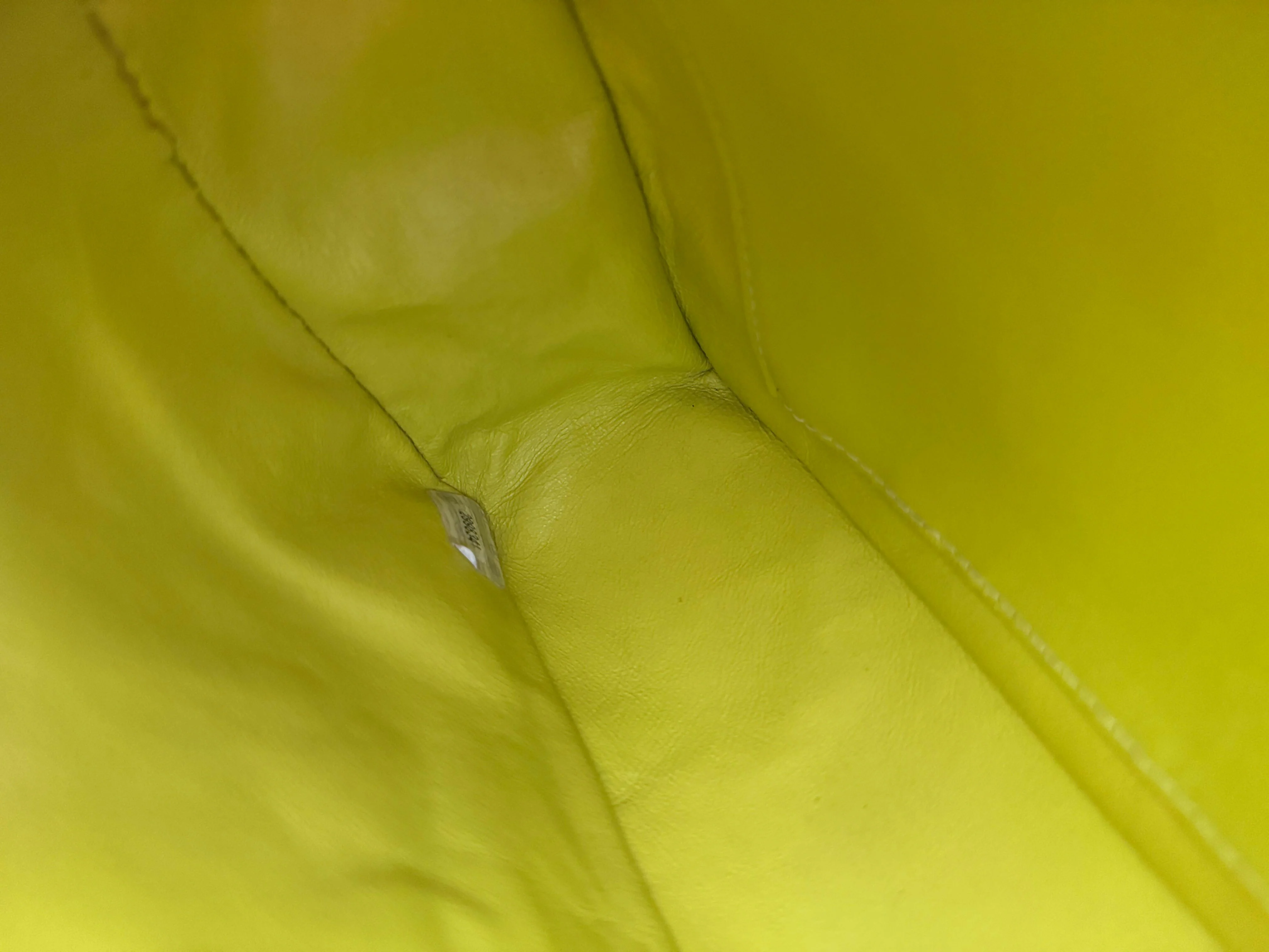 Chanel Vintage 1994 Yellow Fur Top Handle Bag - Image 13