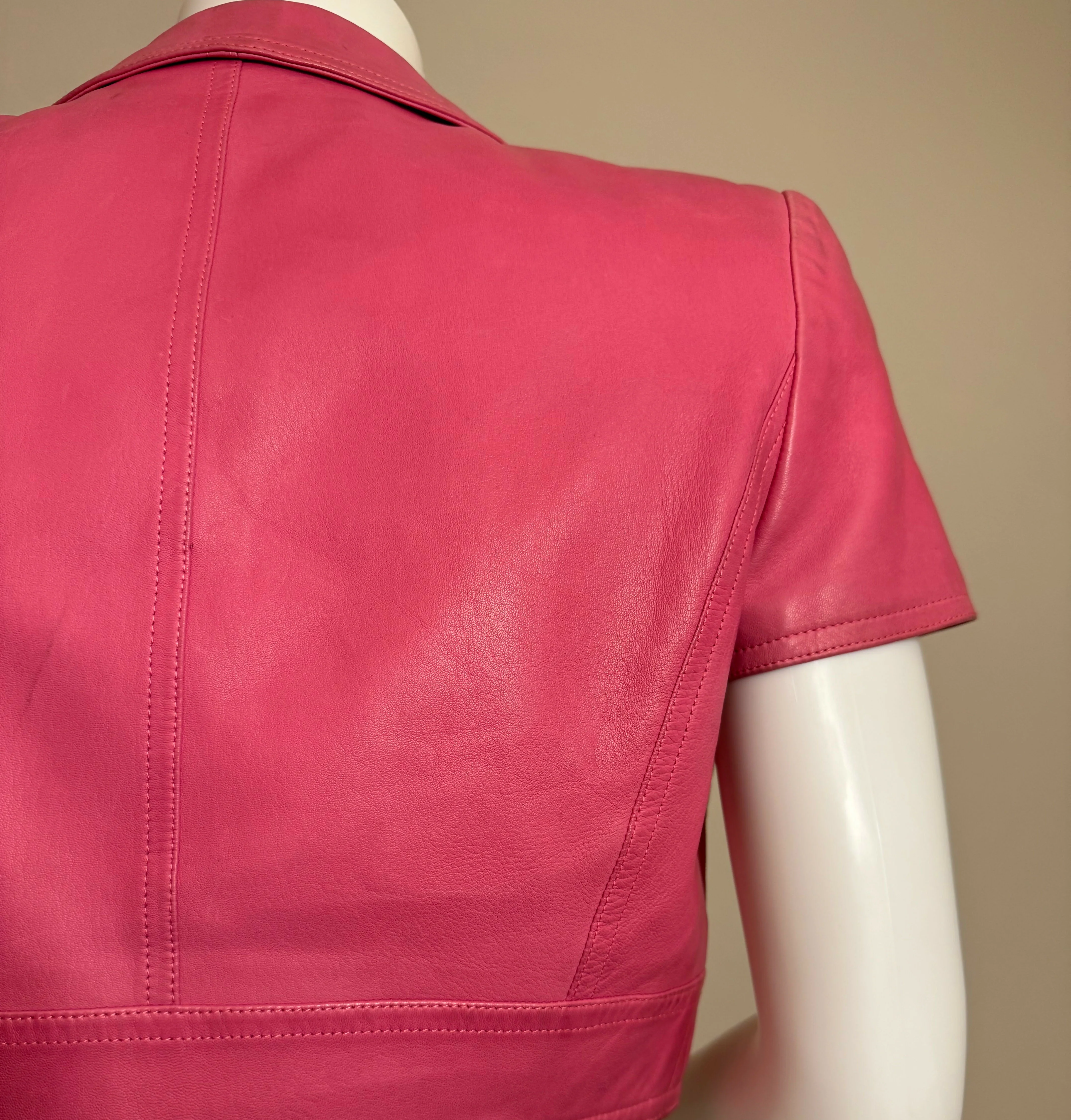 Chanel Vintage 1995 Barbie Pink Leather Cropped Jacket - Image 11