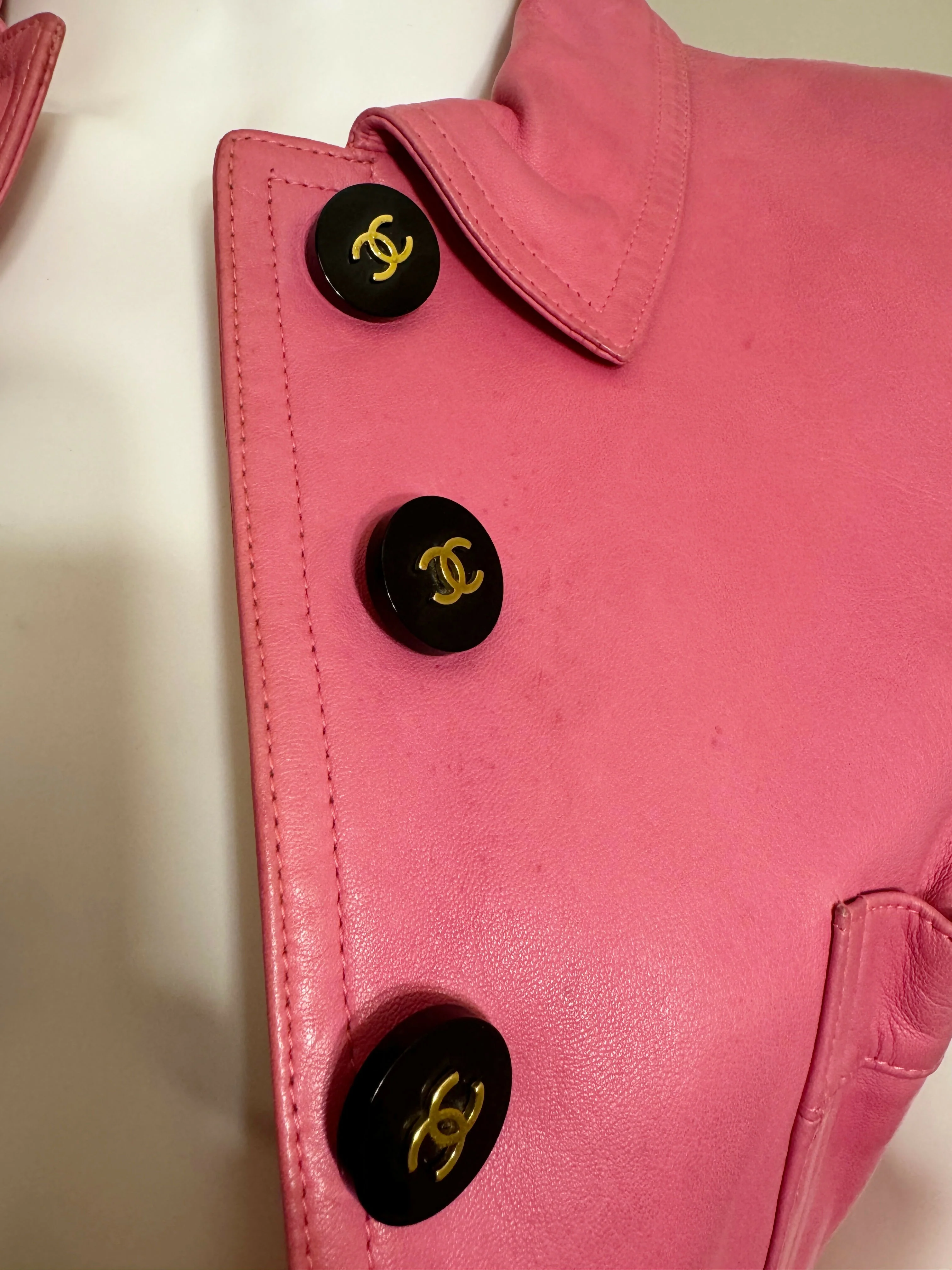 Chanel Vintage 1995 Barbie Pink Leather Cropped Jacket - Image 6