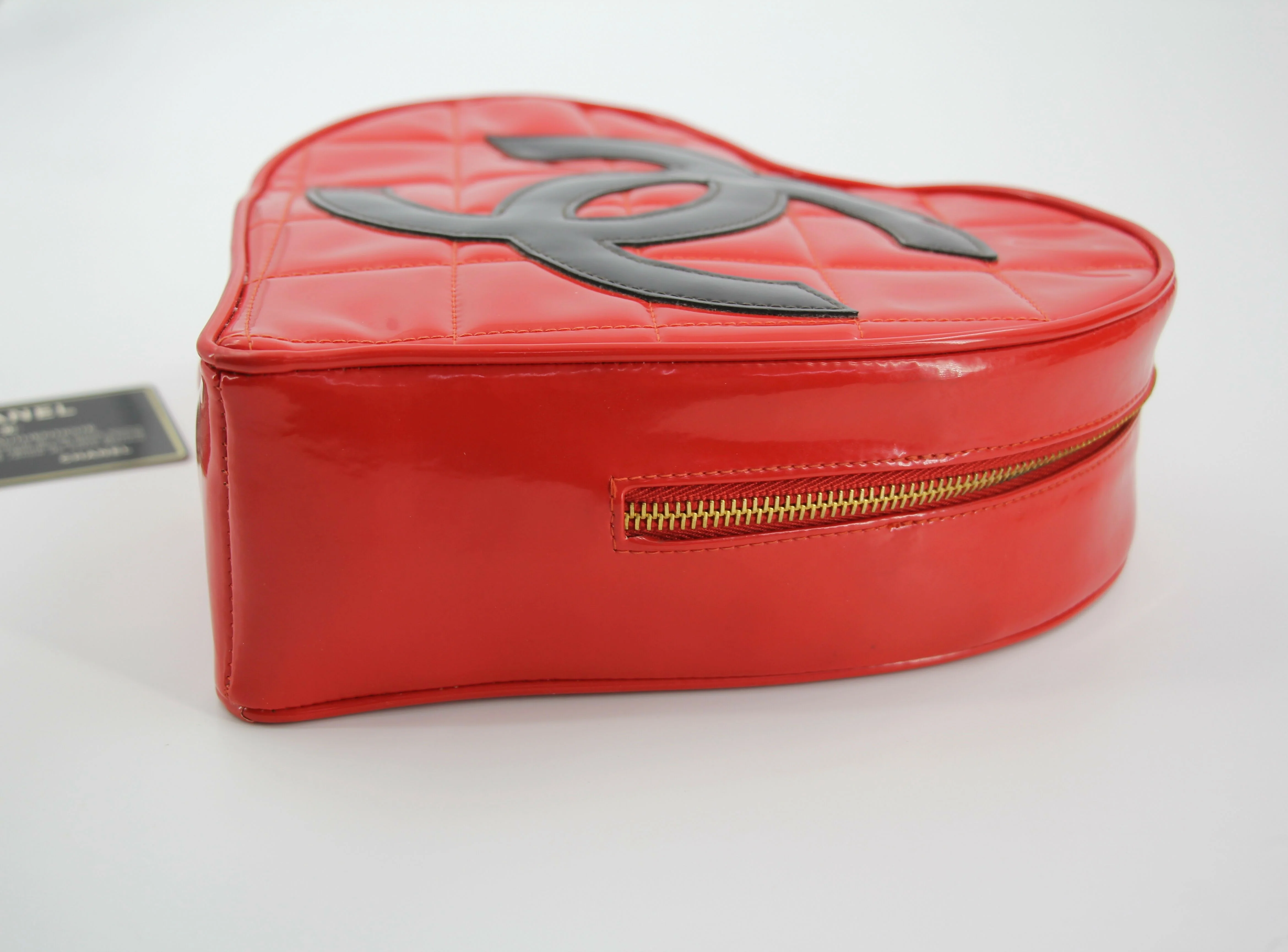 Chanel Vintage 1995 Leather Red Barbie Heart Vanity Handbag - Image 3