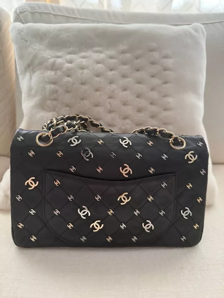 Chanel Vintage 2007 Punk Charms 2.55 Medium Reissue Flap Bag - Image 2