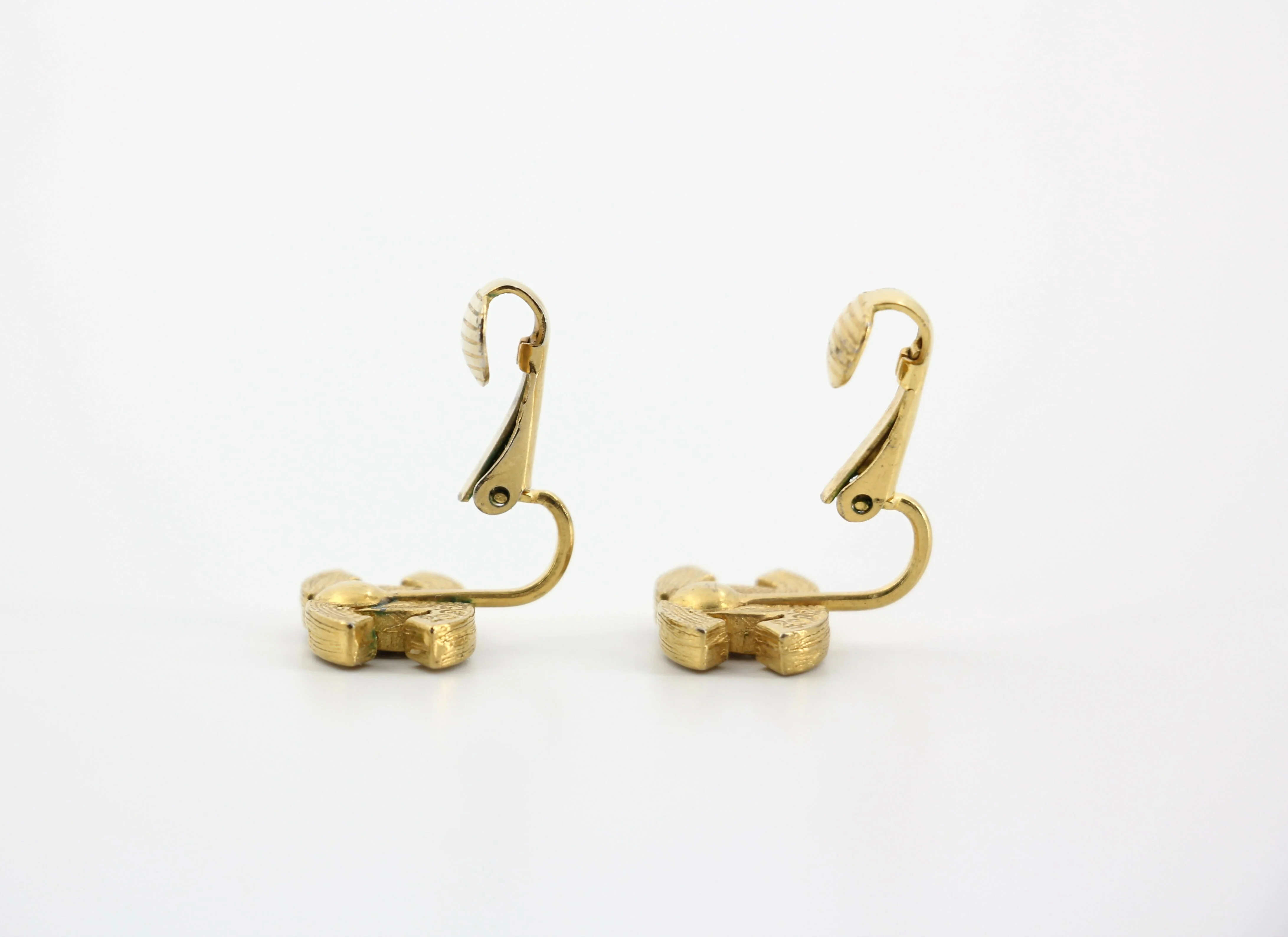 Chanel Vintage 71-80 Rhinestone & Gold-Plated Large CC Clip-on Earrings - Image 7