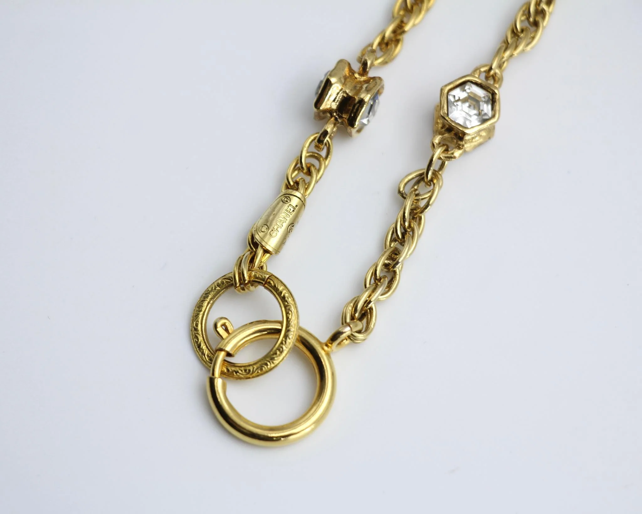 Chanel Vintage 71 80 Years Multi-Grain Rhinestone Double-Sided Rhinestone Double C Long Necklace - Image 14