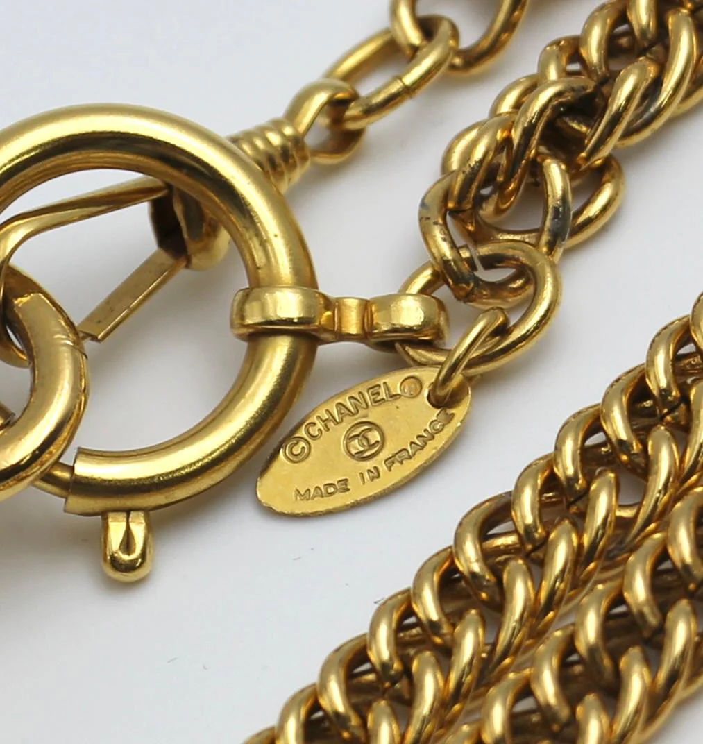 Chanel Vintage 81 85 Gold-Plated Glass Mirror Long Necklace - Image 7