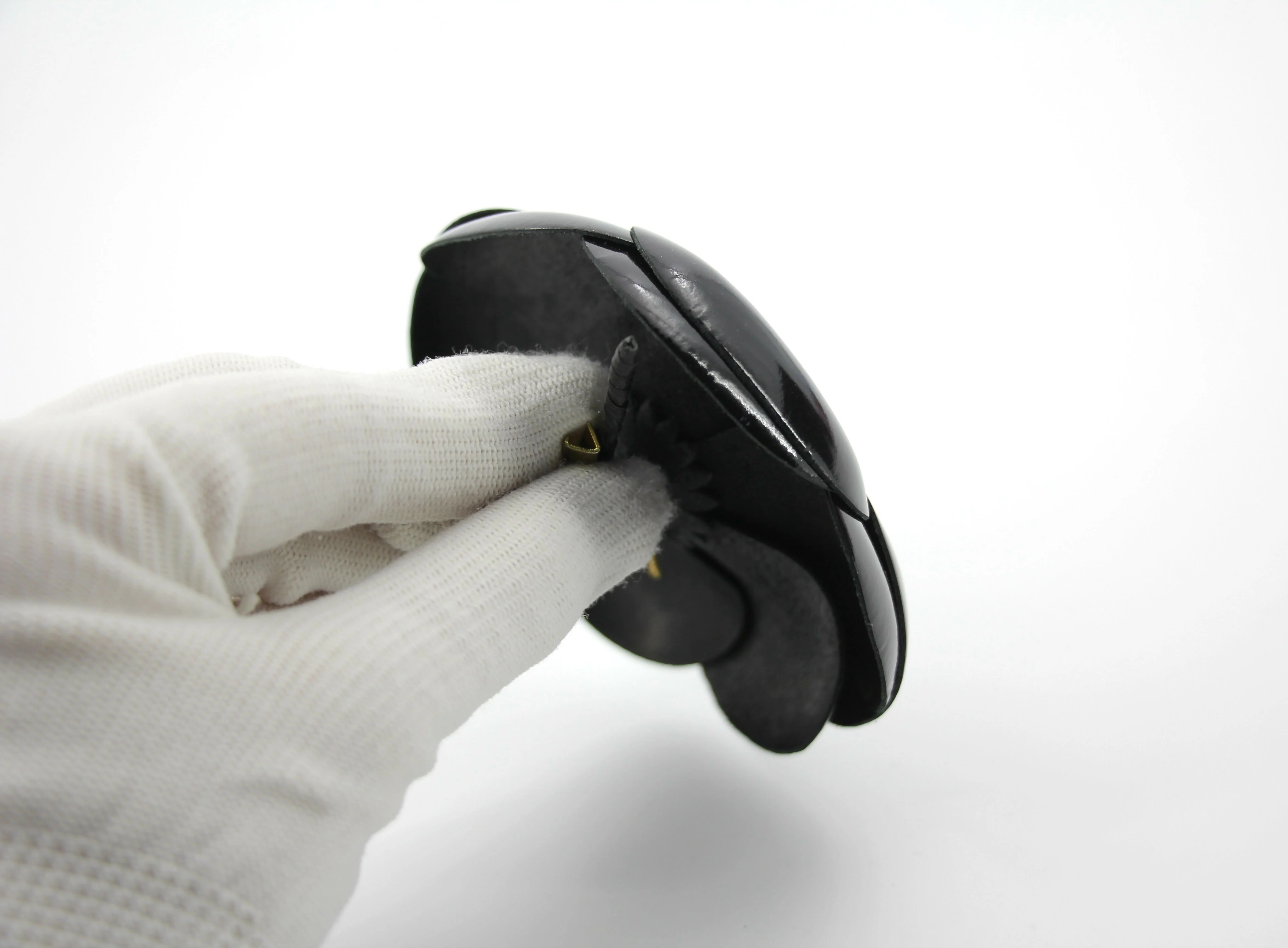 Chanel Vintage 81-85 Patent Leather Black Large Camellia Brooch - Image 5