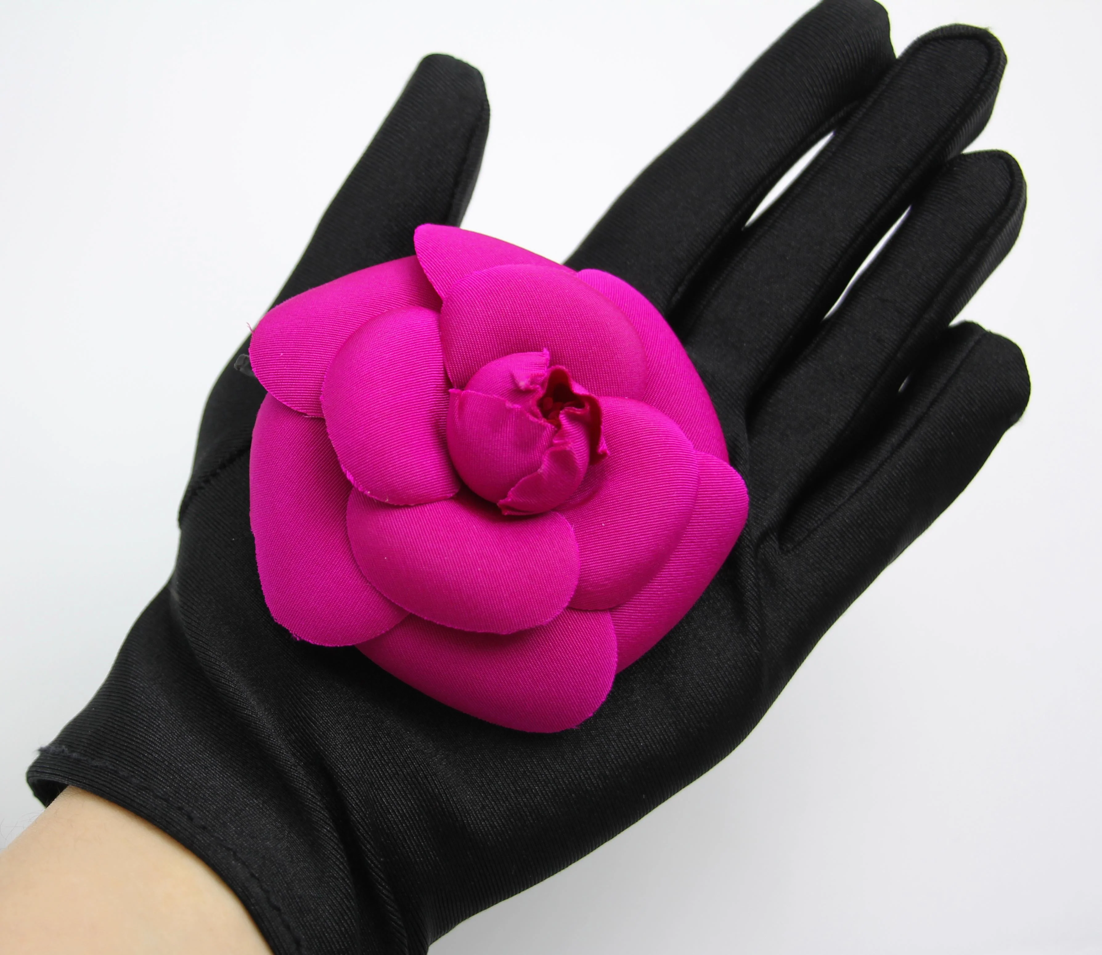 Chanel Vintage 81 85 Silk Red Camellia Brooch